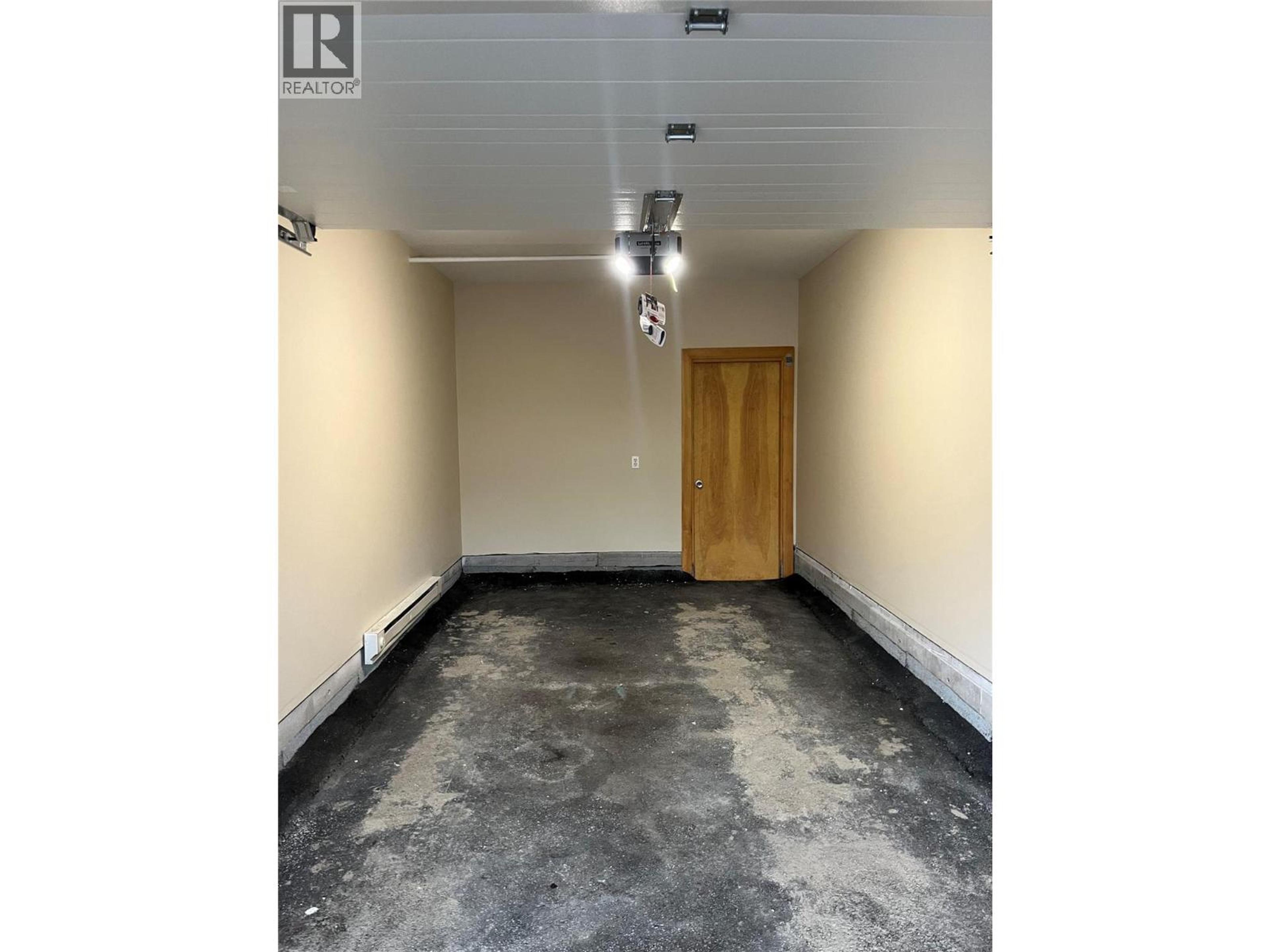 #23 165 KETTLEVIEW ROAD - 29