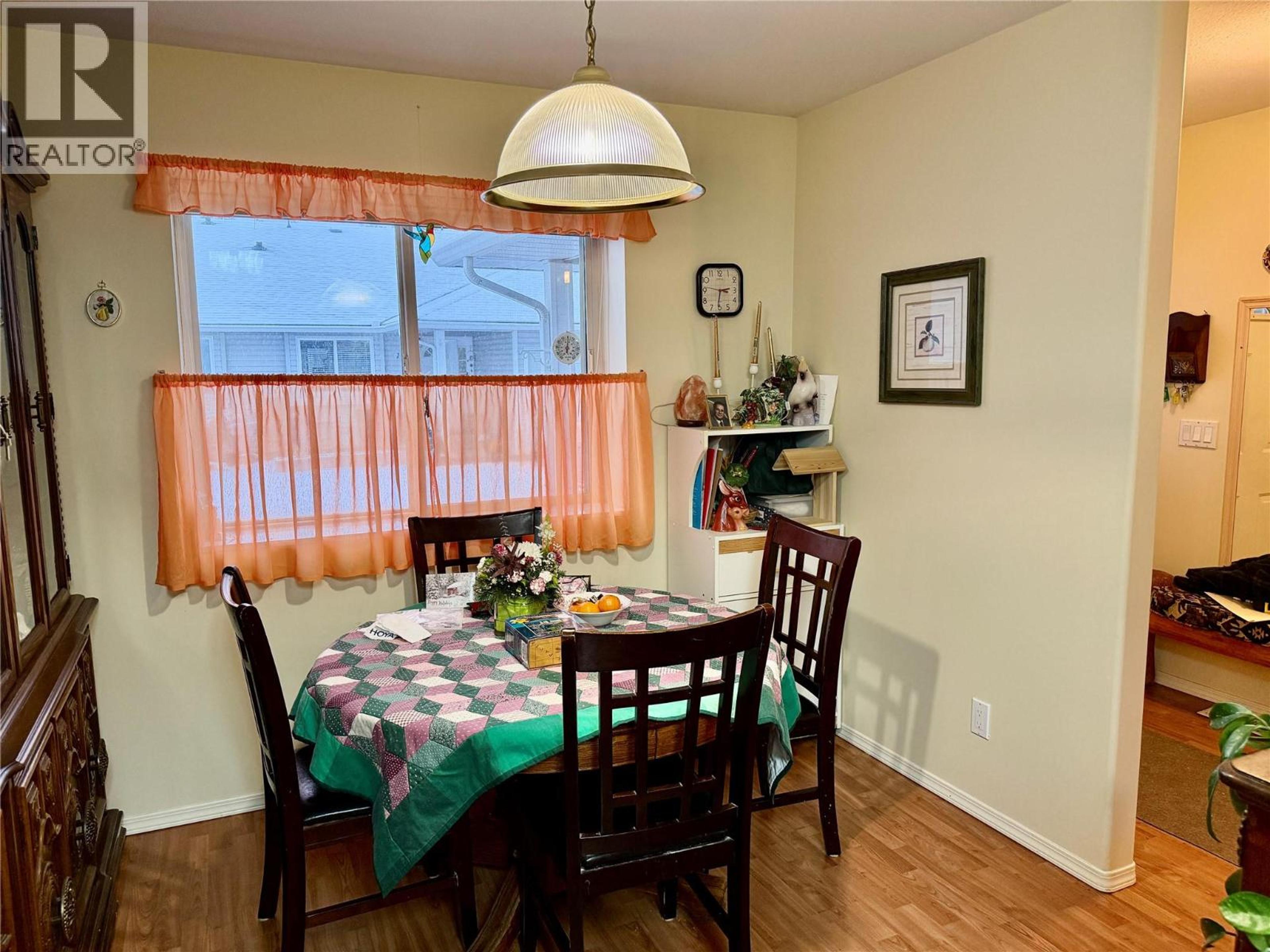 #22 221 TEMPLE STREET - 15