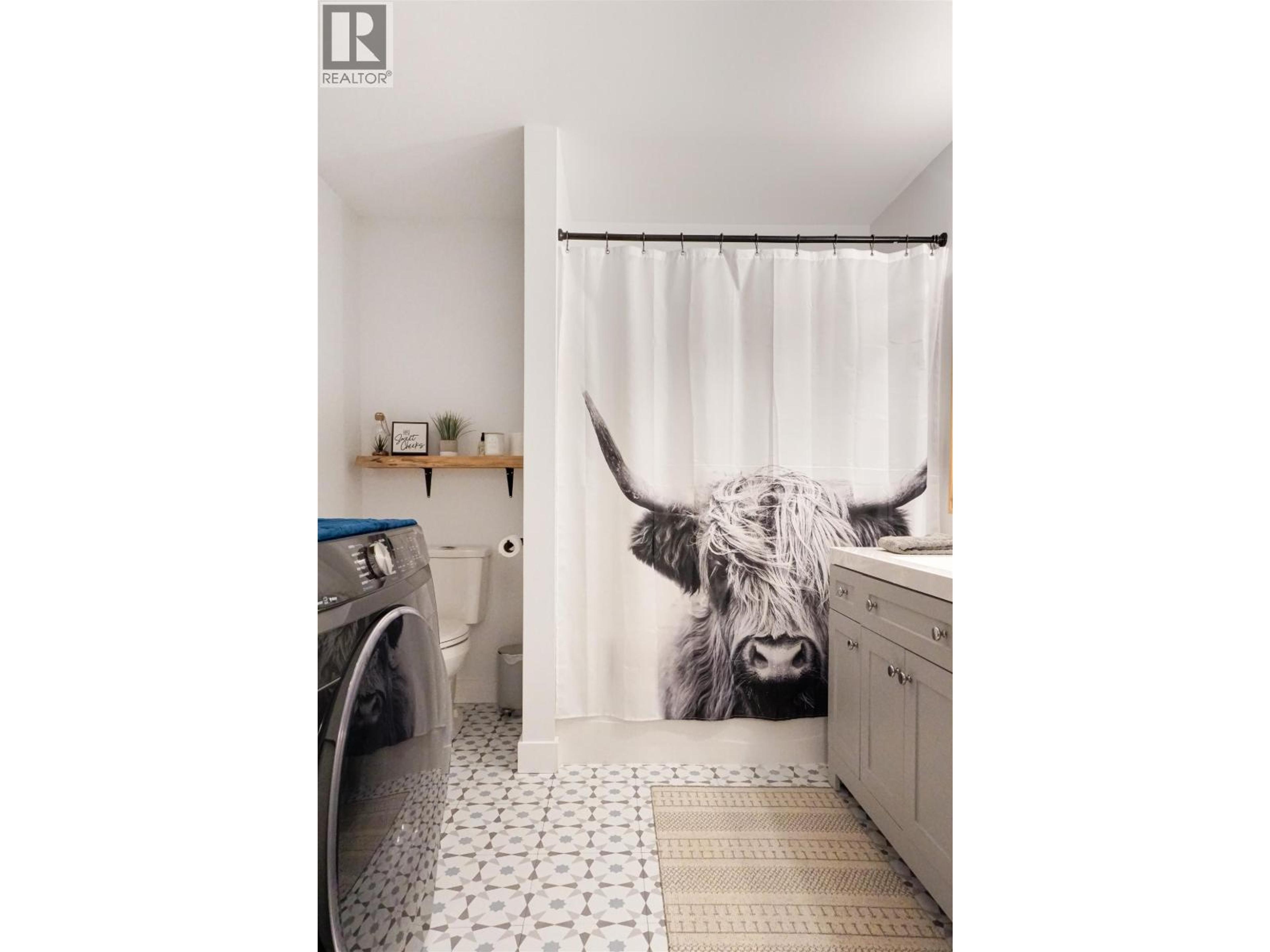 11 NADINA STREET - 21