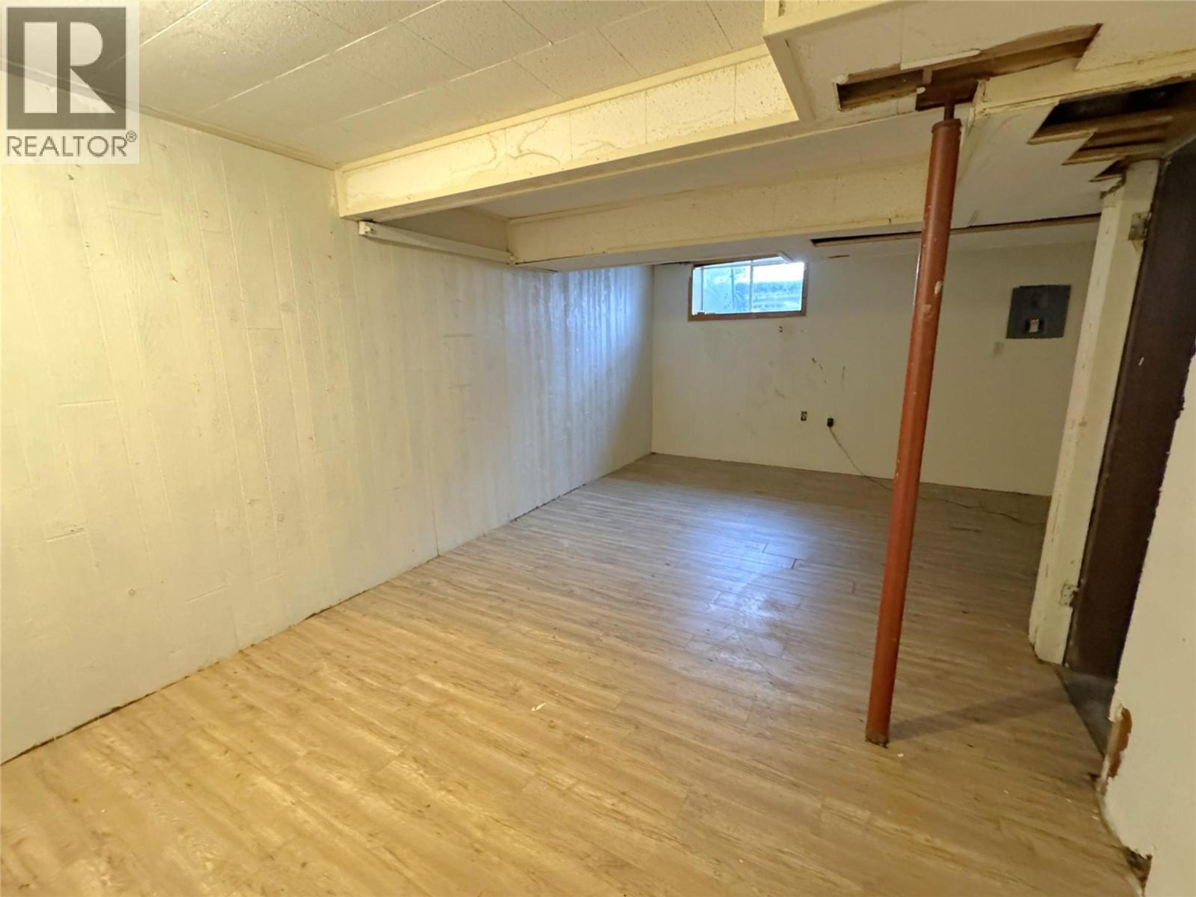 1666 DOUGLAS STREET - Image 13