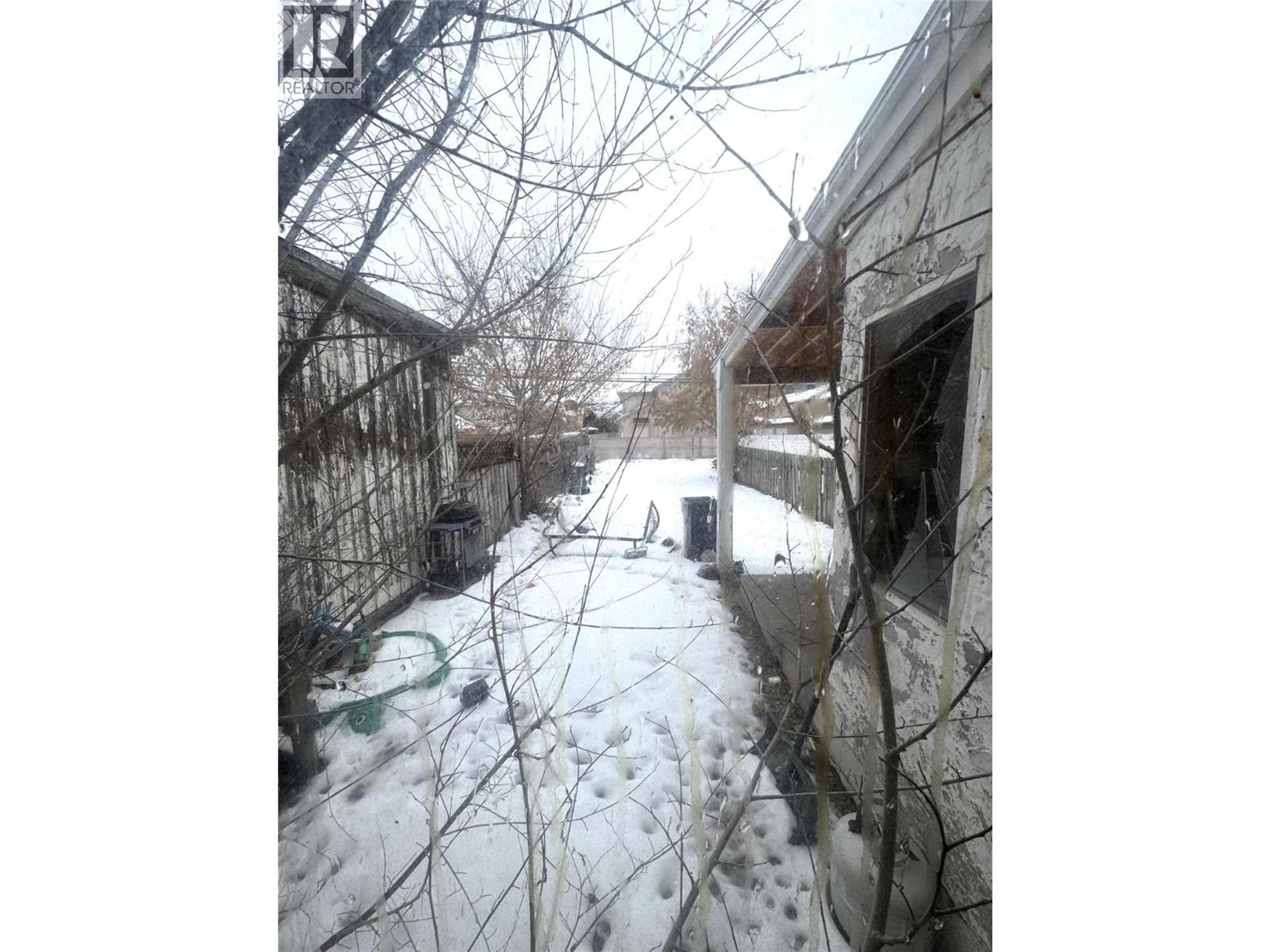 1666 DOUGLAS STREET - Image 14