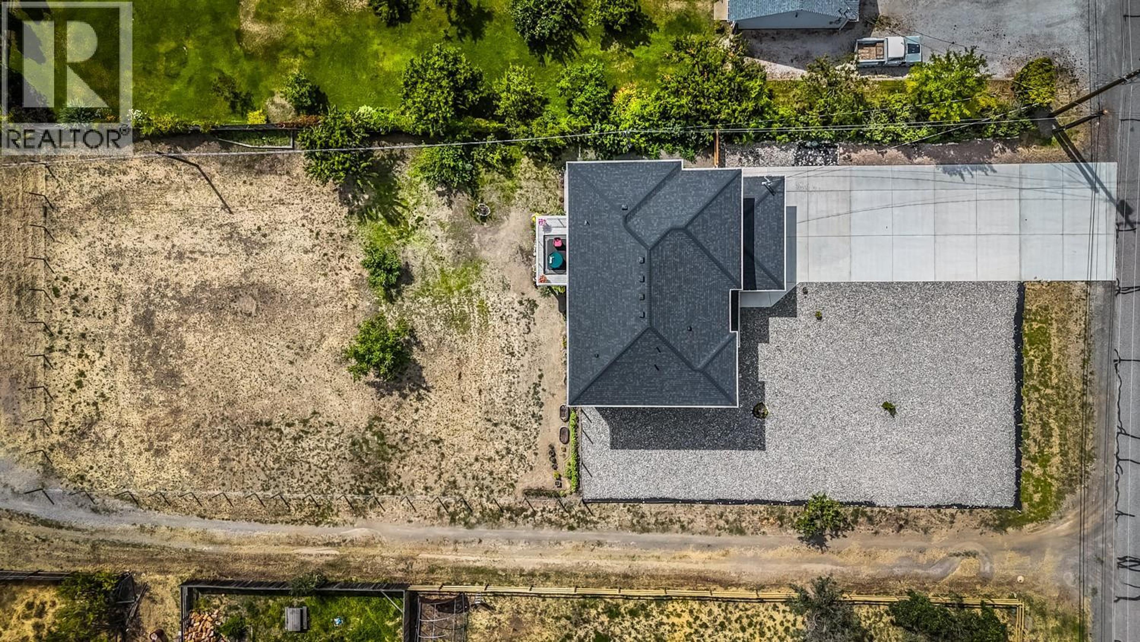 180 HOLLYWOOD CRESCENT - 5