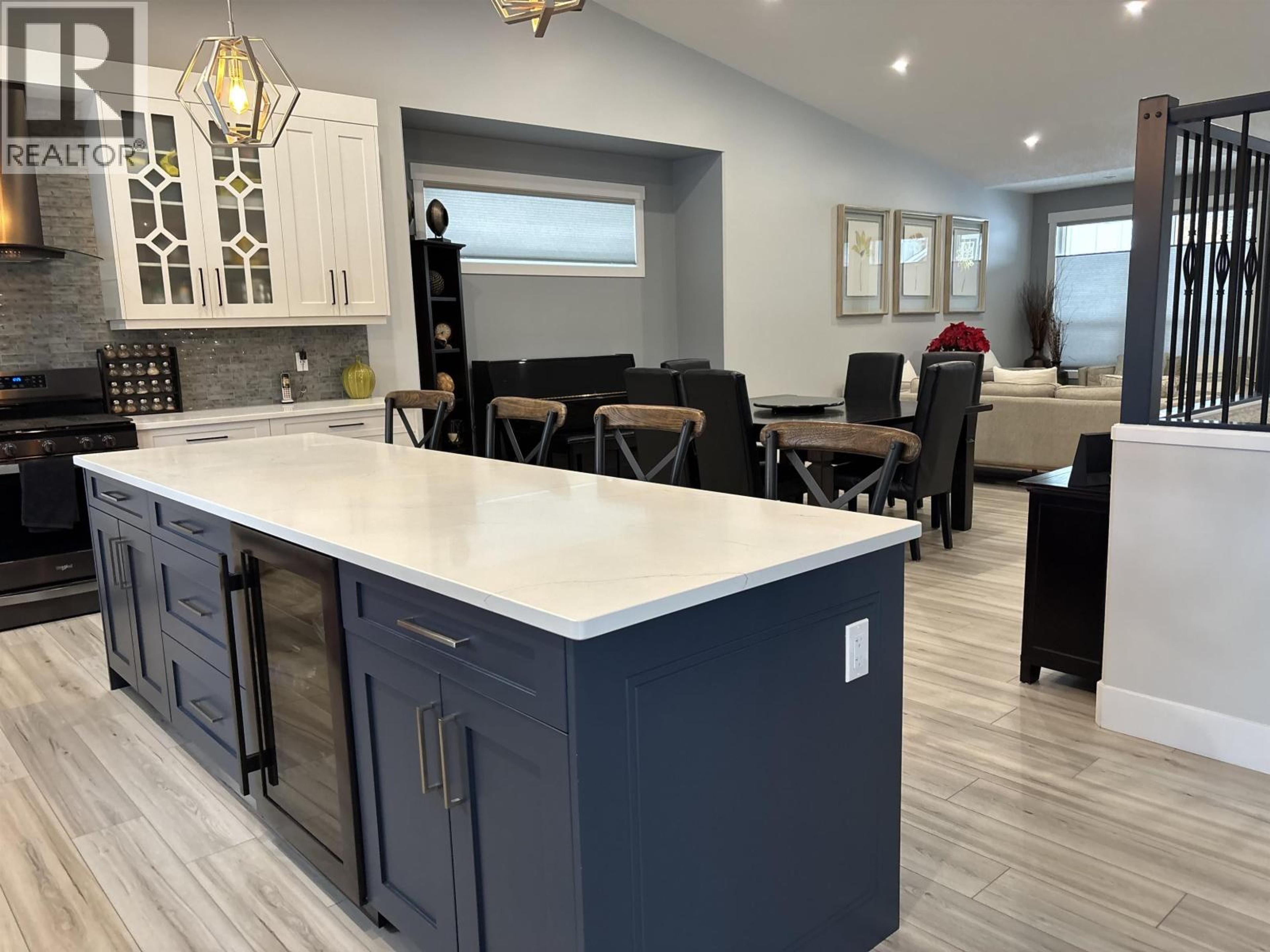 6919 SUNRISE PLACE - 10