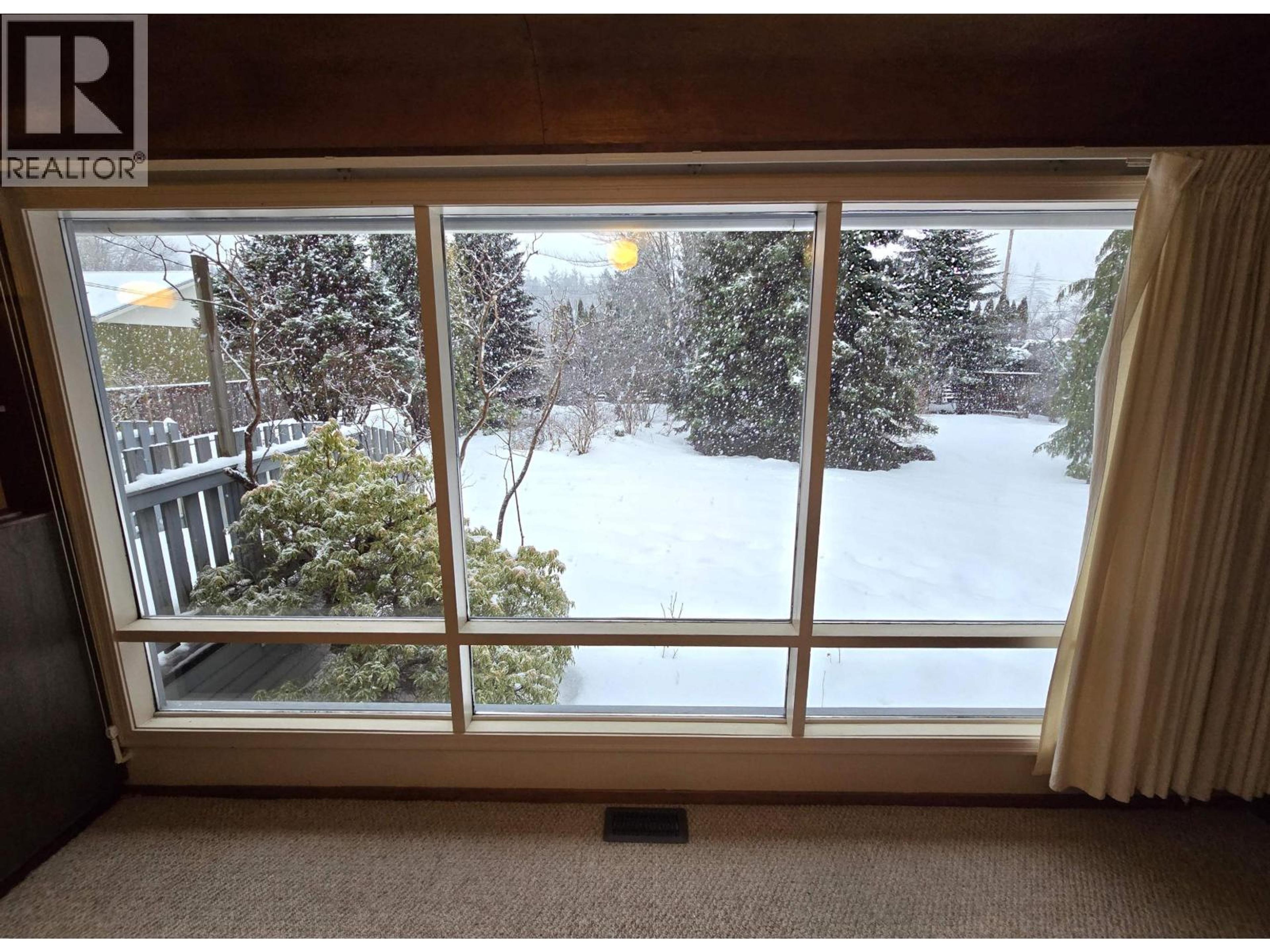 5040 AGAR AVENUE - 6