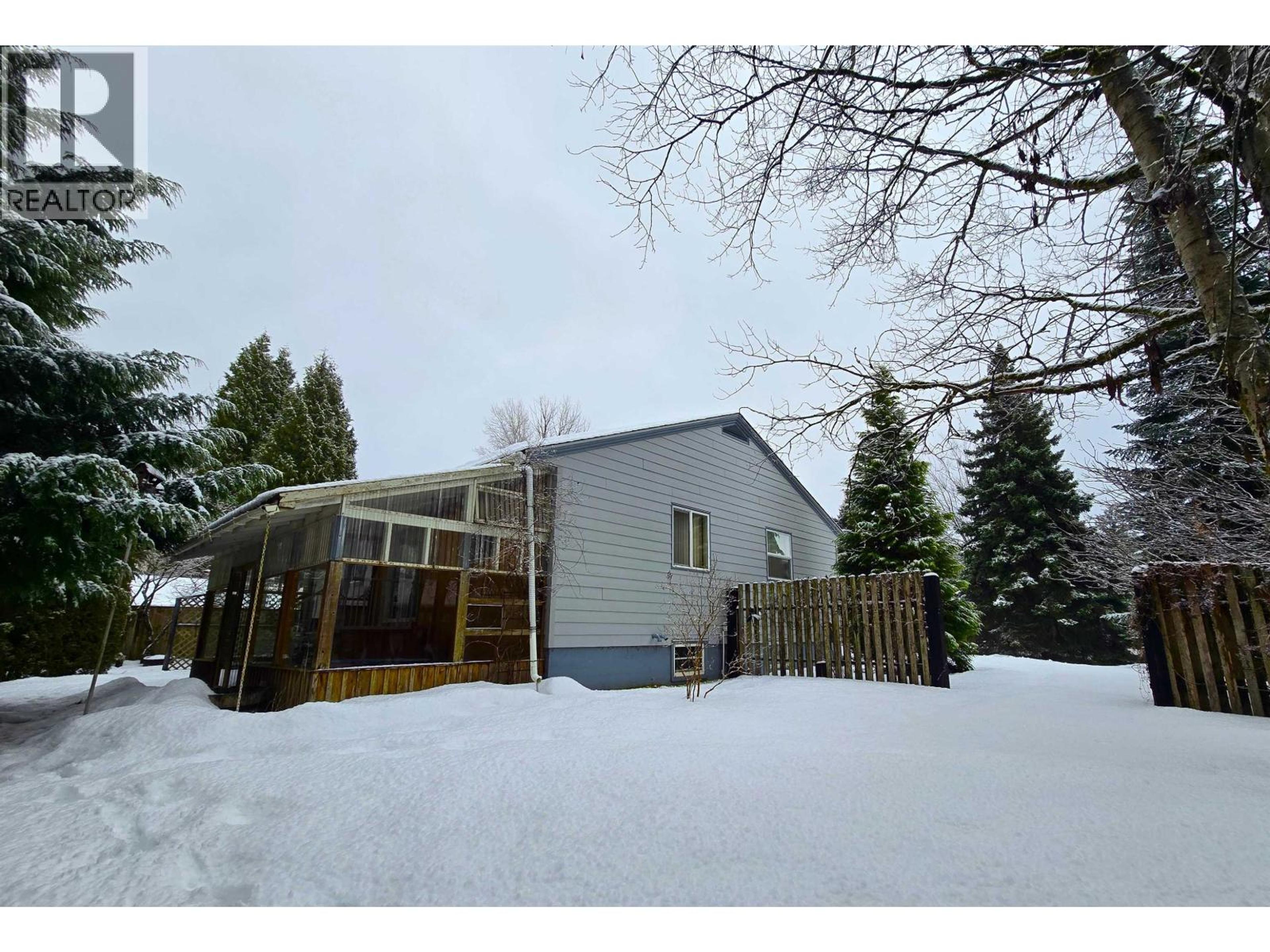 5040 AGAR AVENUE - 28