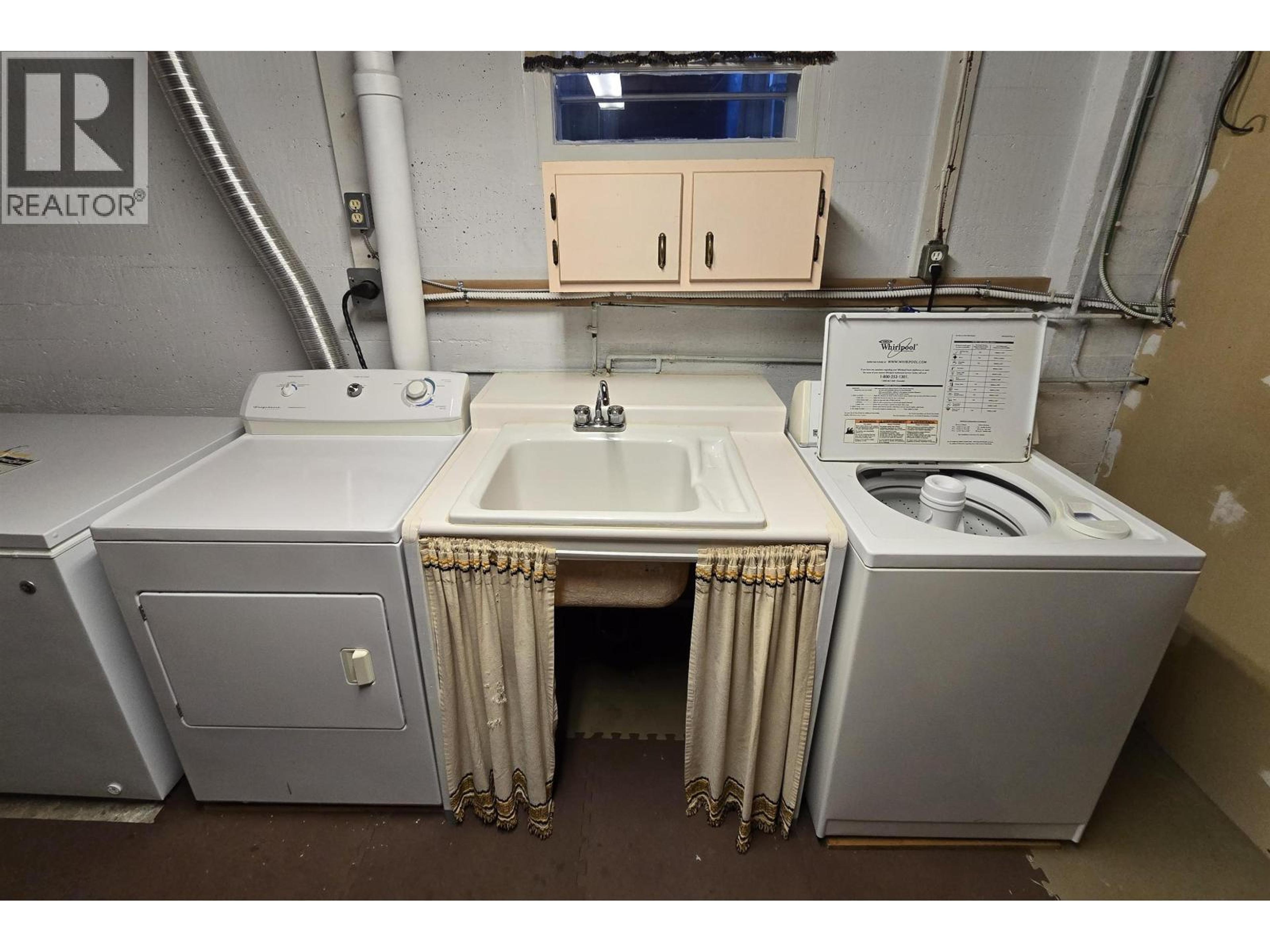 5040 AGAR AVENUE - 26