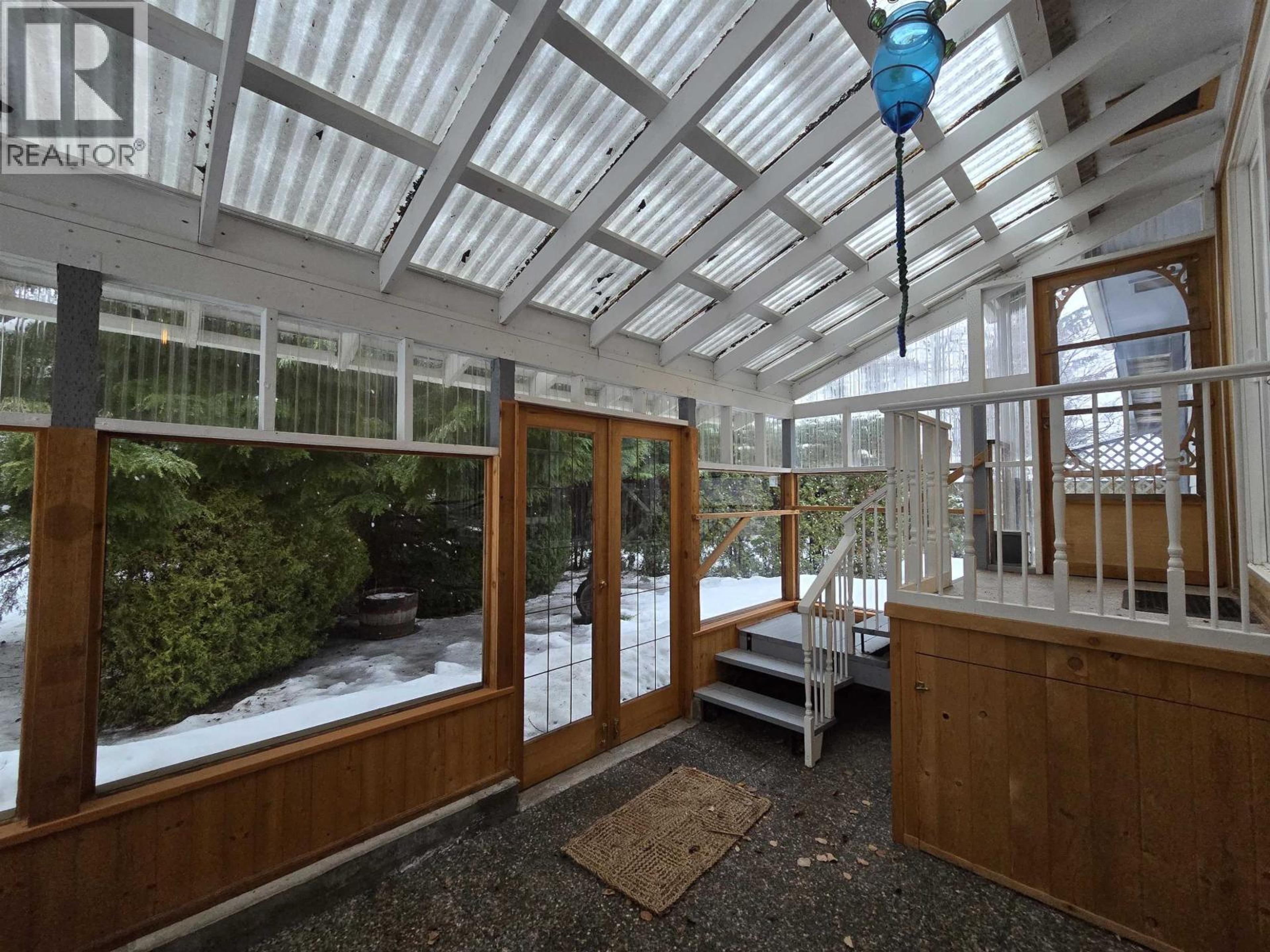 5040 AGAR AVENUE - 19