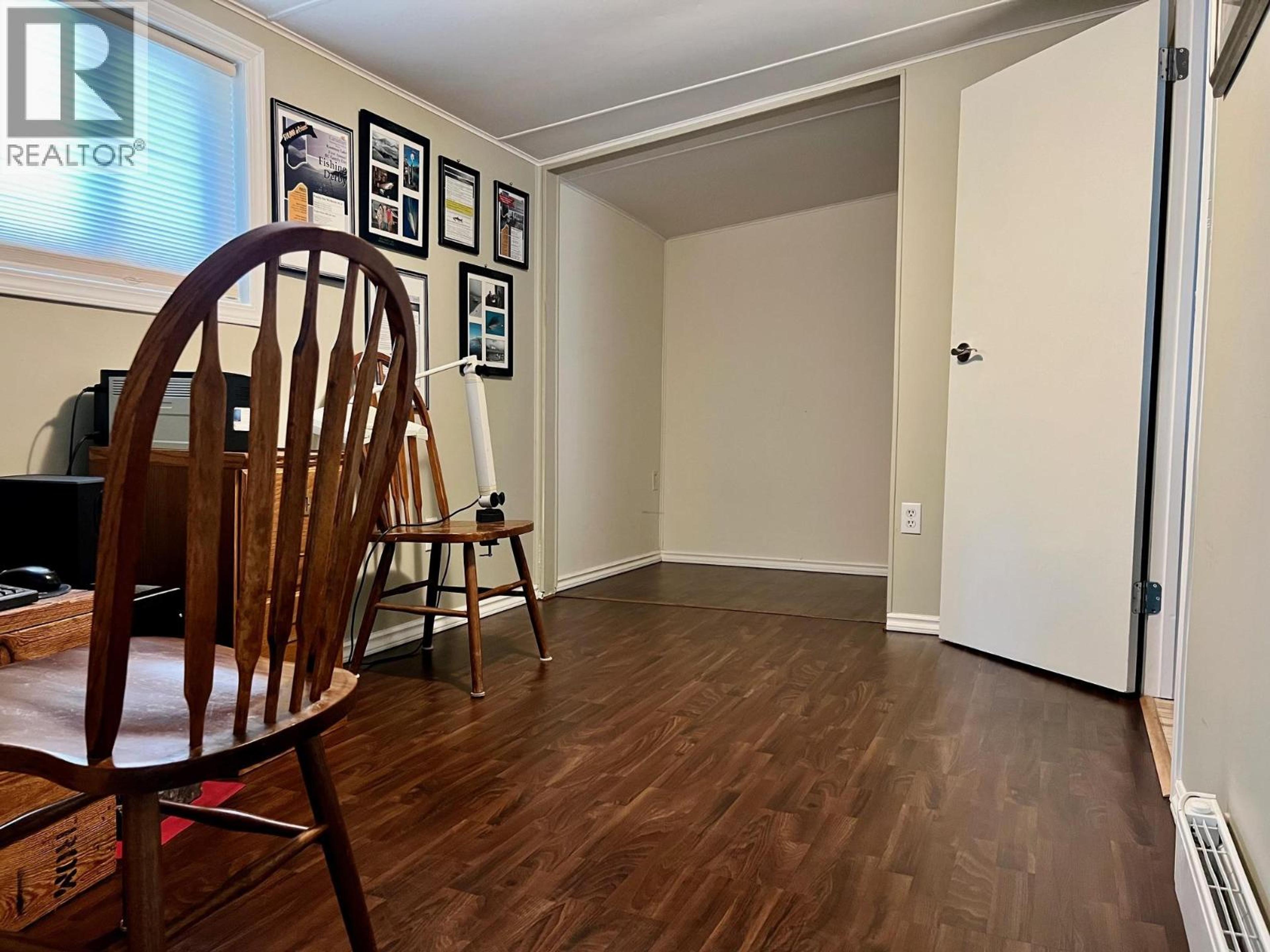 #1 445 6TH AVENUE N - 12