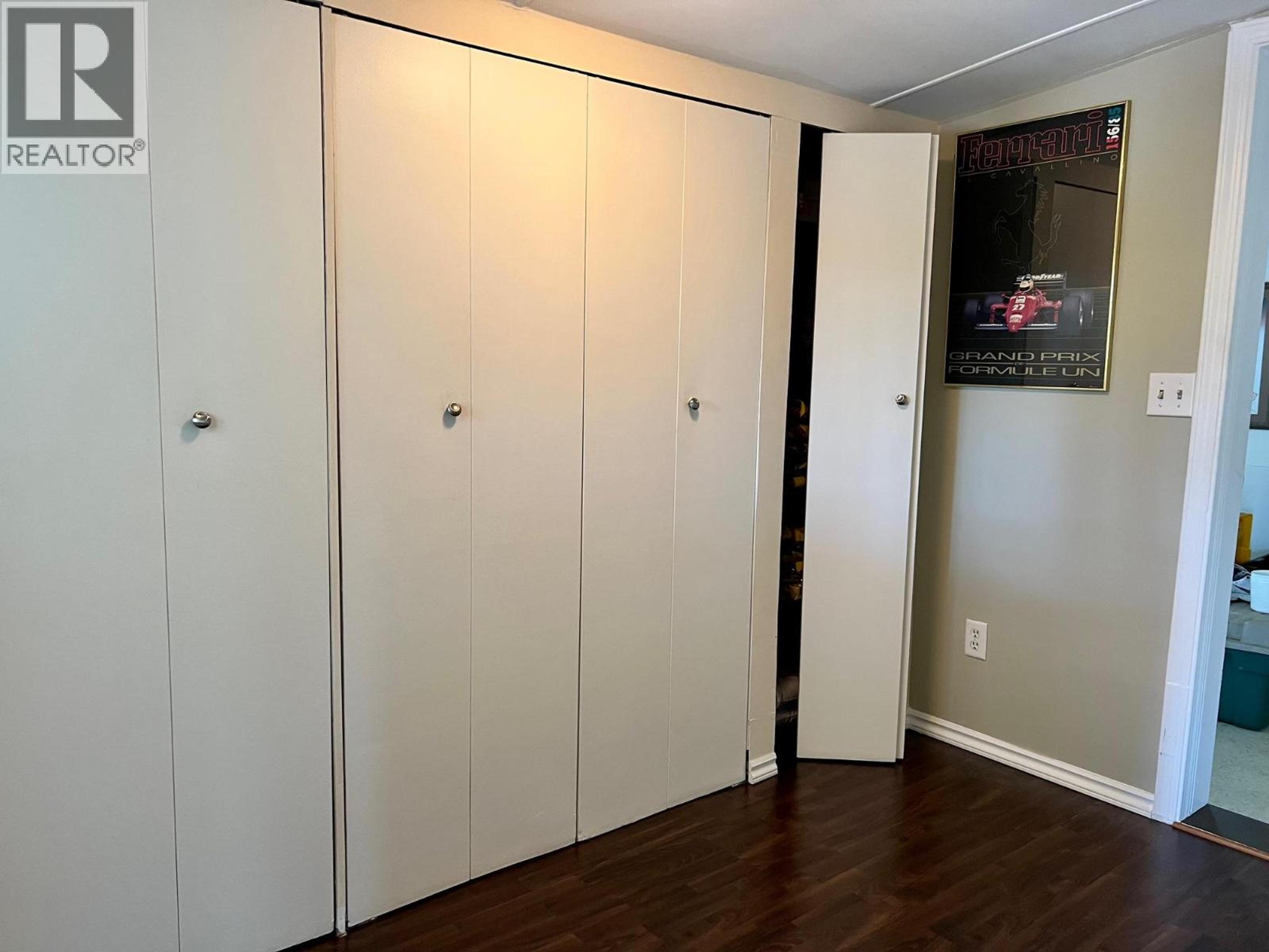 #1 445 6TH AVENUE N - 17