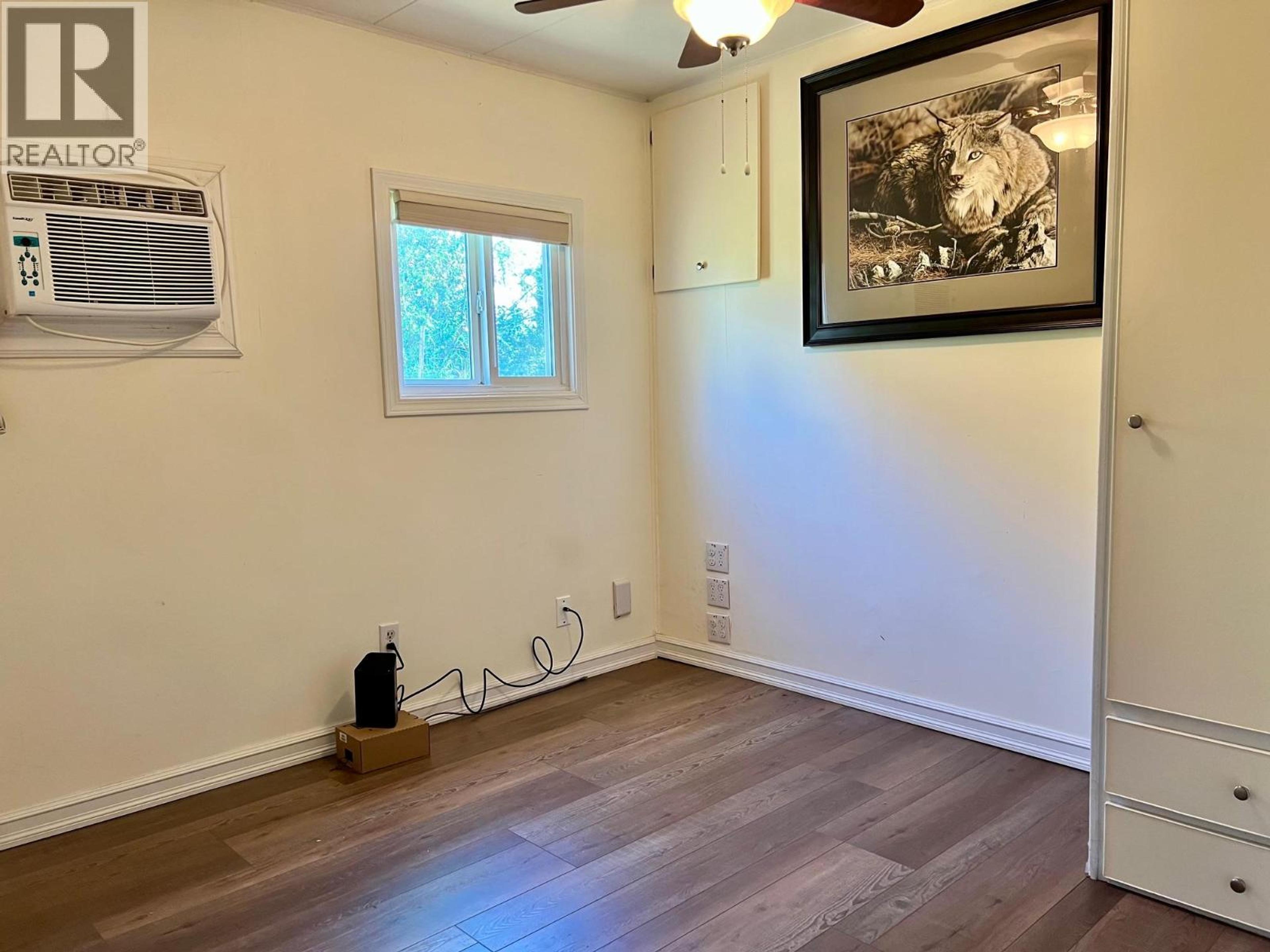 #1 445 6TH AVENUE N - 22