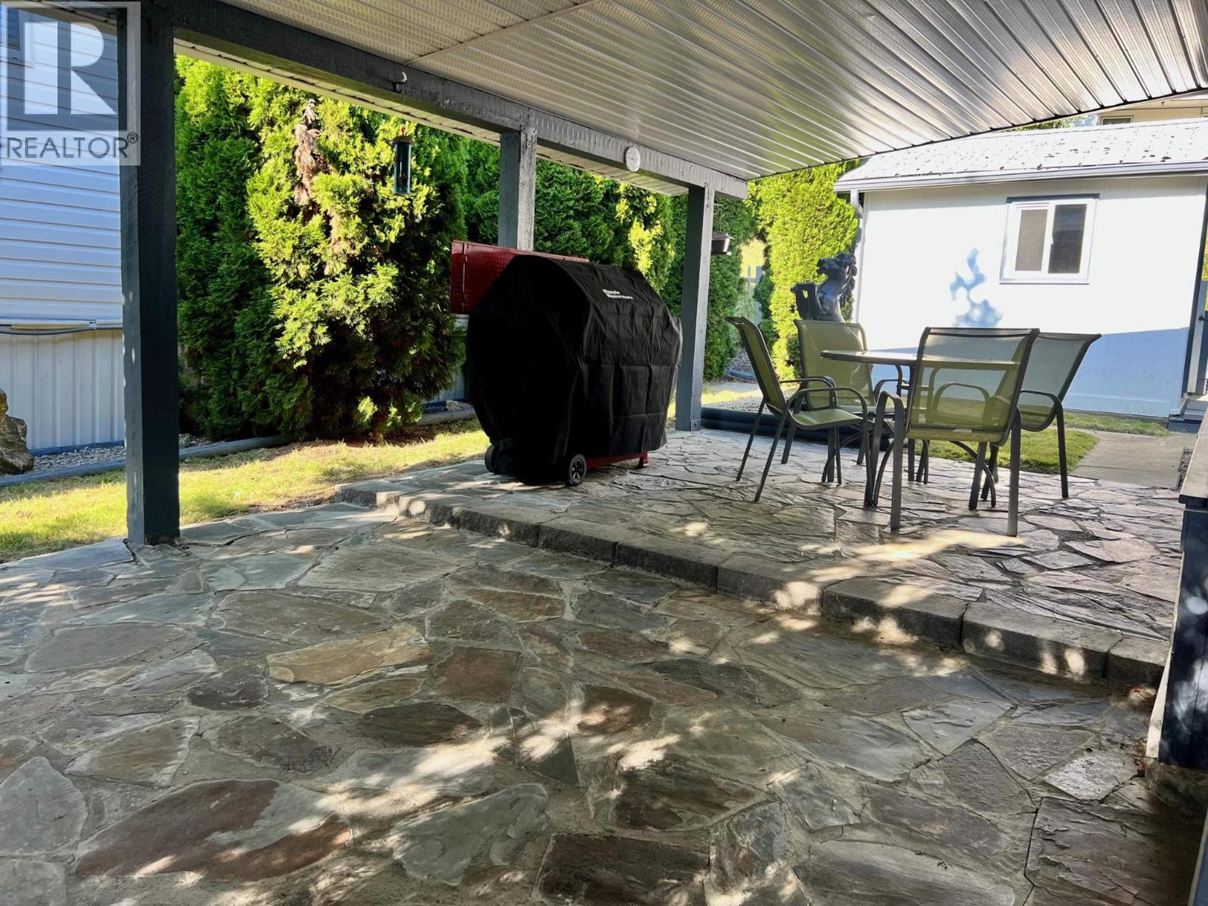 #1 445 6TH AVENUE N - 26