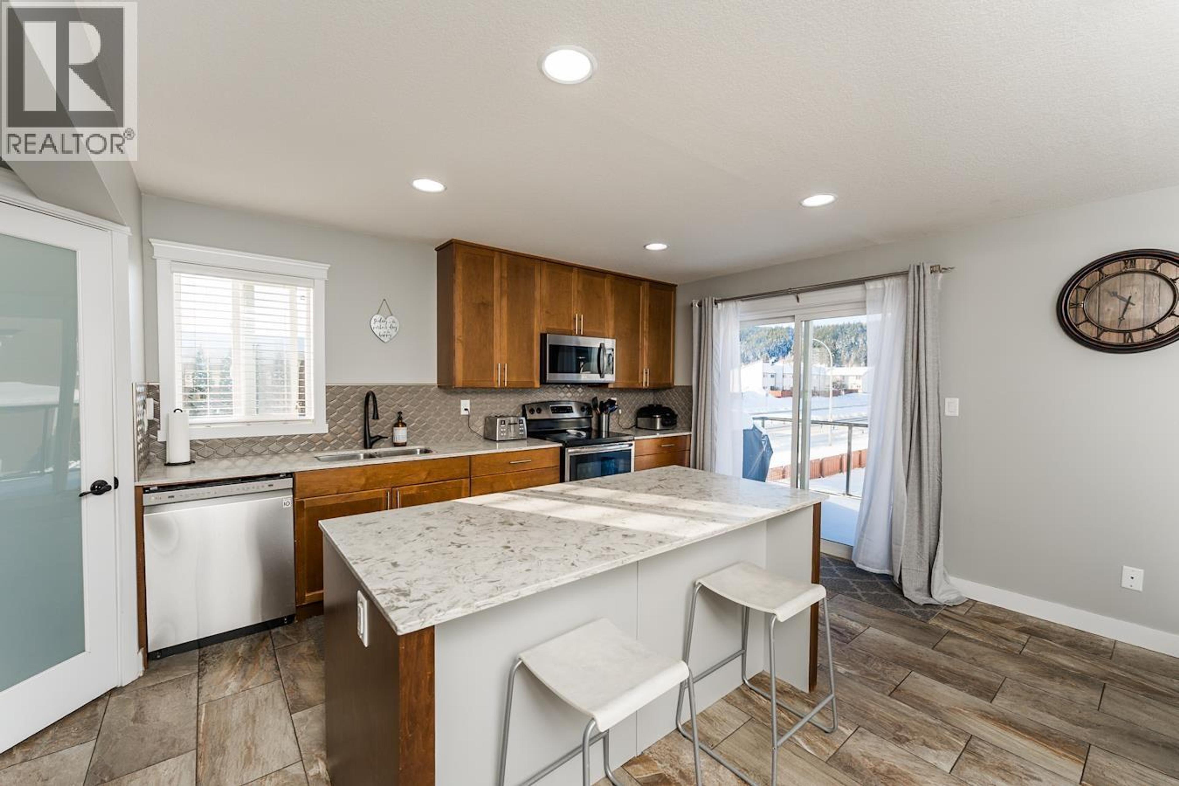 #201 467 S TABOR BOULEVARD - 6