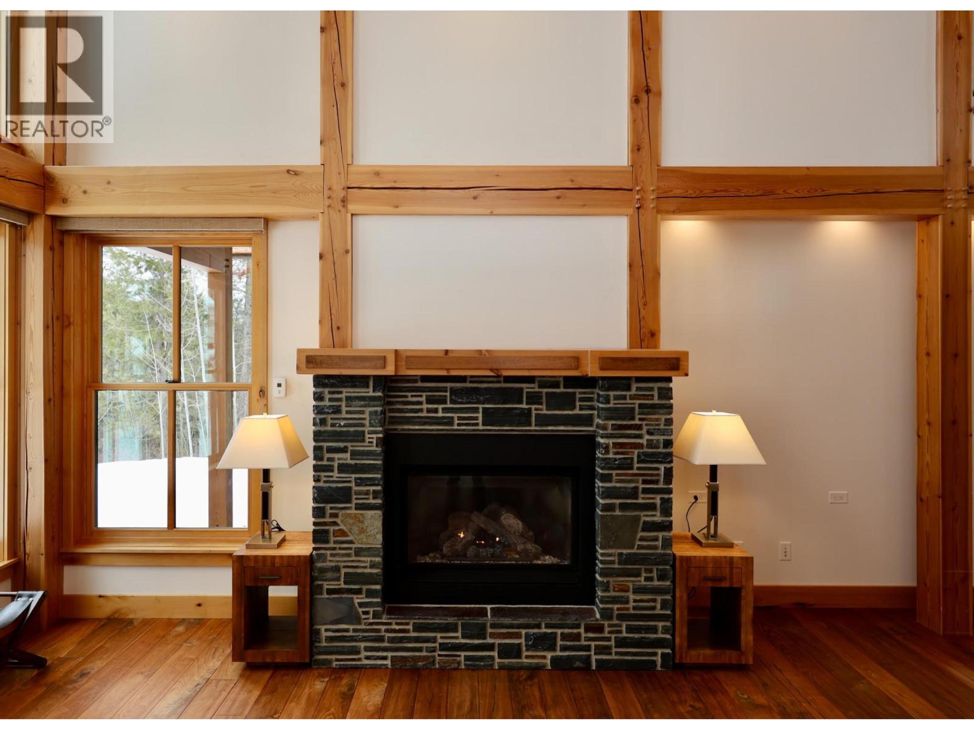 1517 QUARTZ CRESCENT - 7