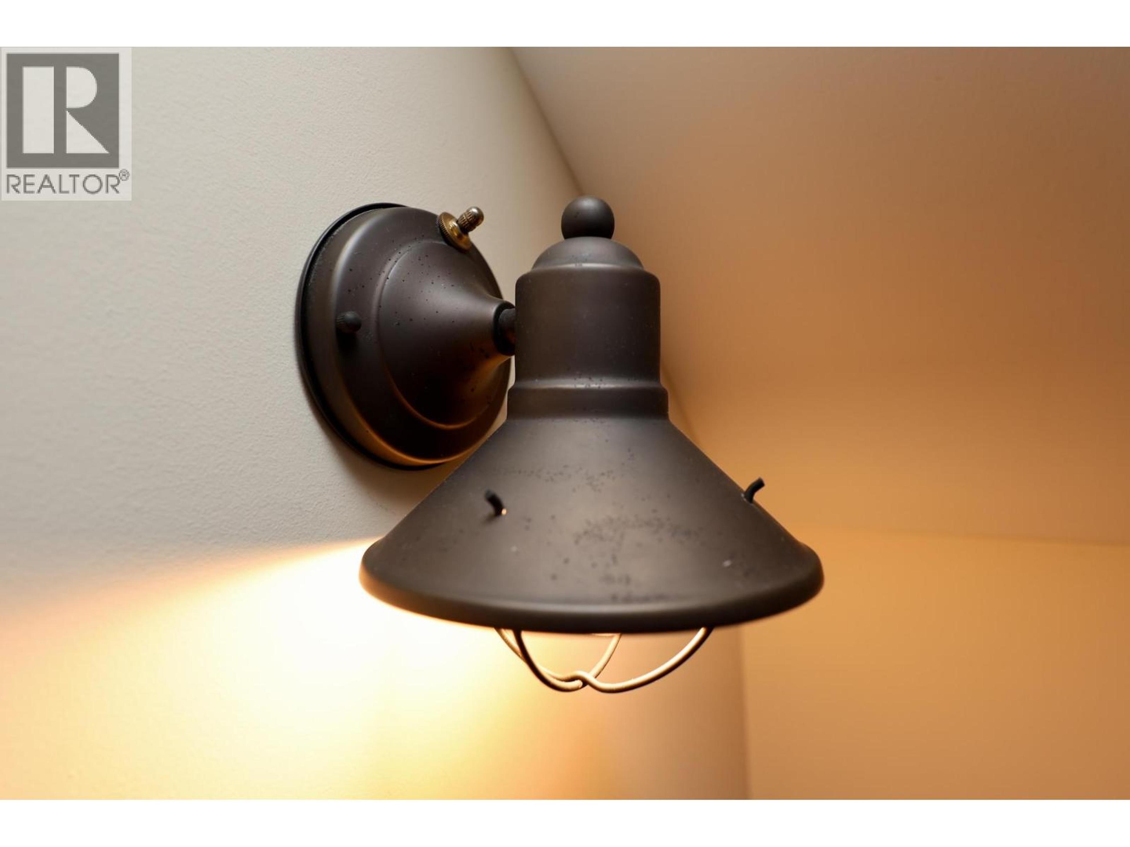 1517 QUARTZ CRESCENT - 65