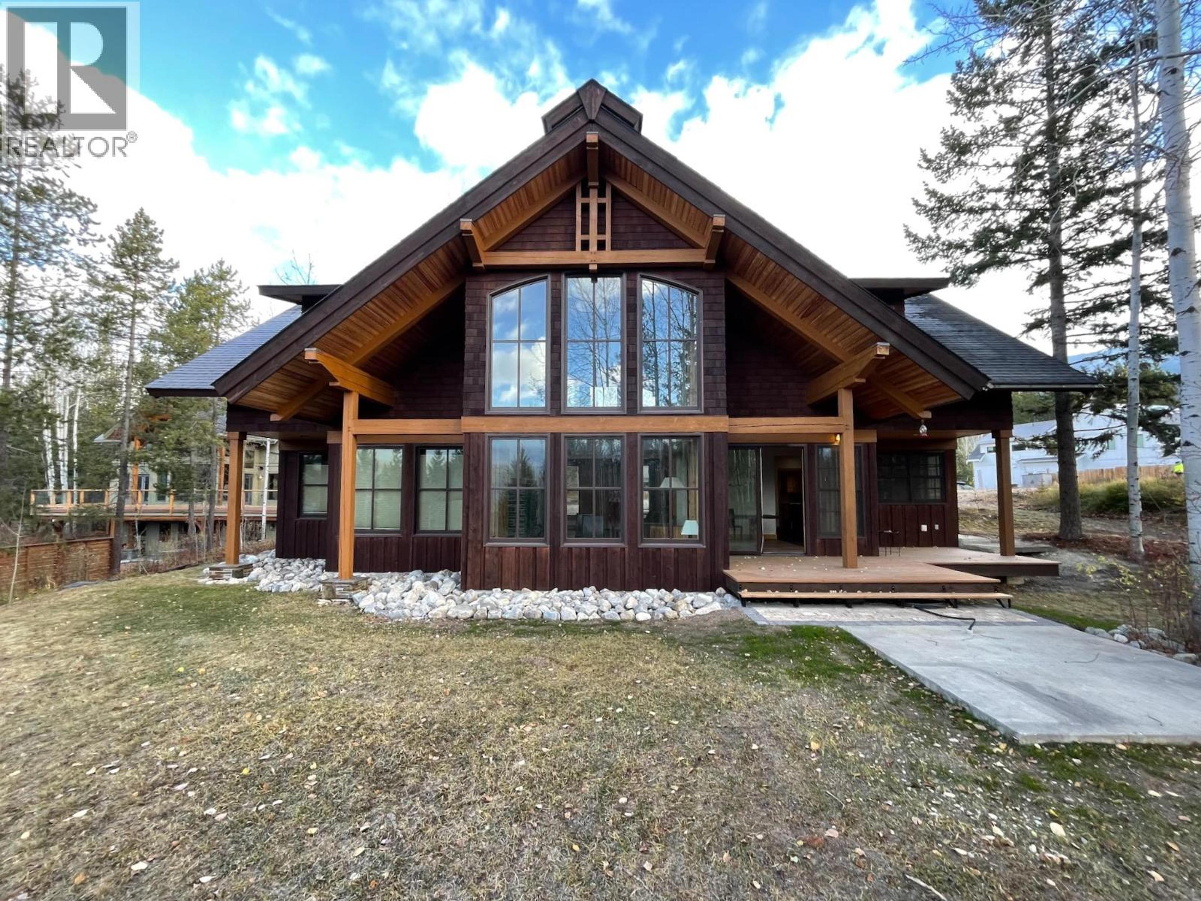 1517 QUARTZ CRESCENT - 51