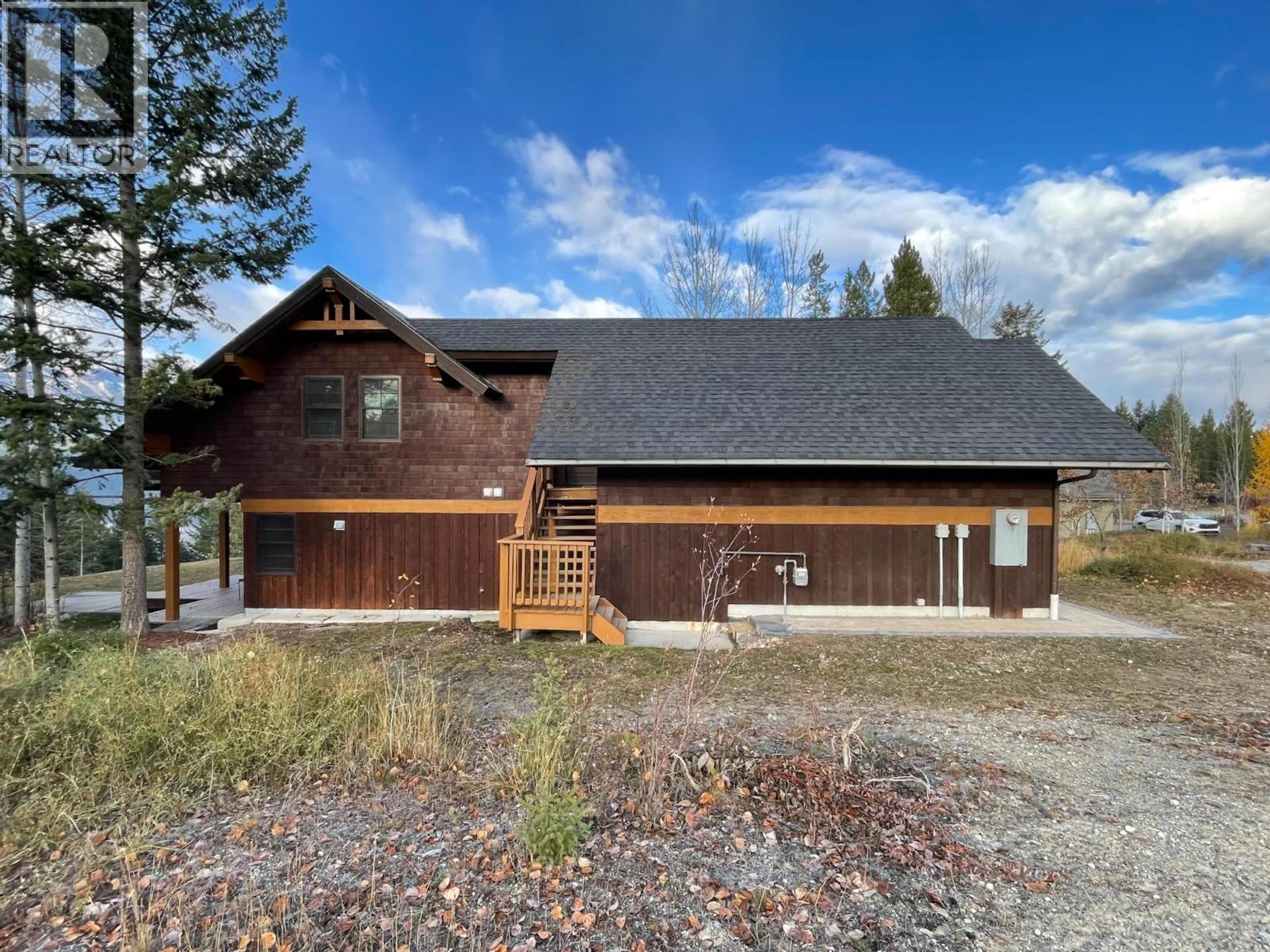 1517 QUARTZ CRESCENT - 53