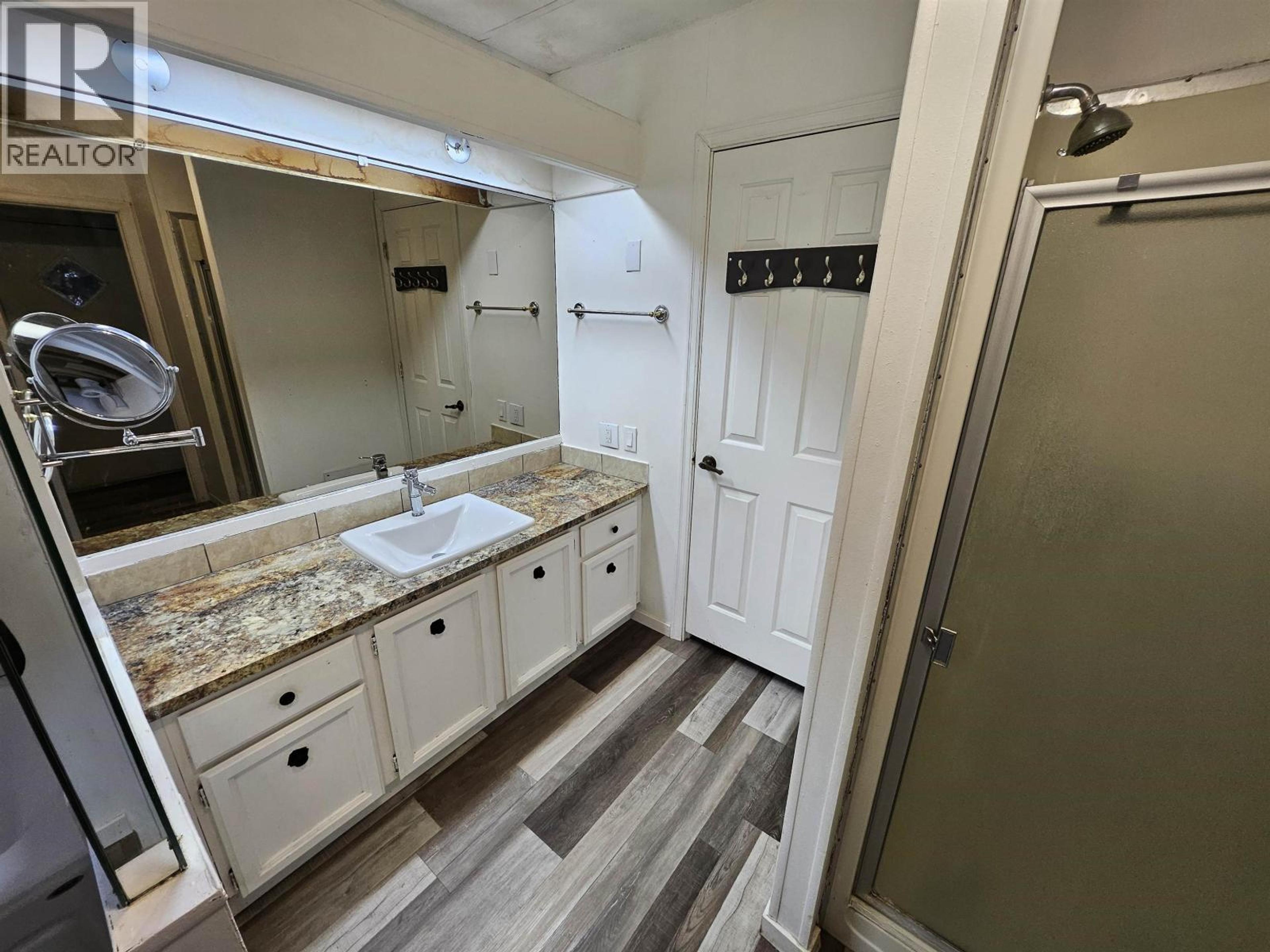 #44 654 NORTH FRASER DRIVE - 24