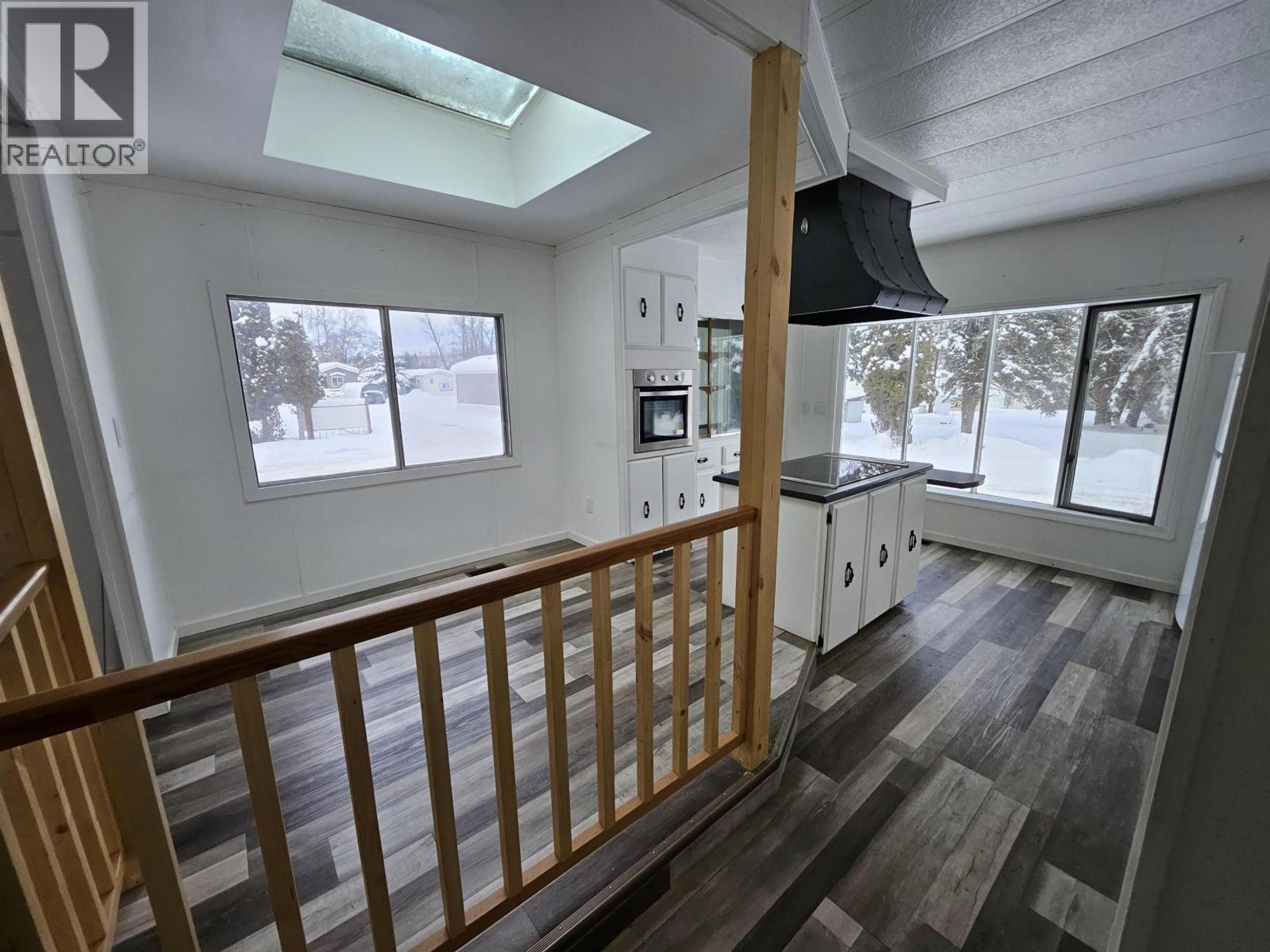 #44 654 NORTH FRASER DRIVE - 5