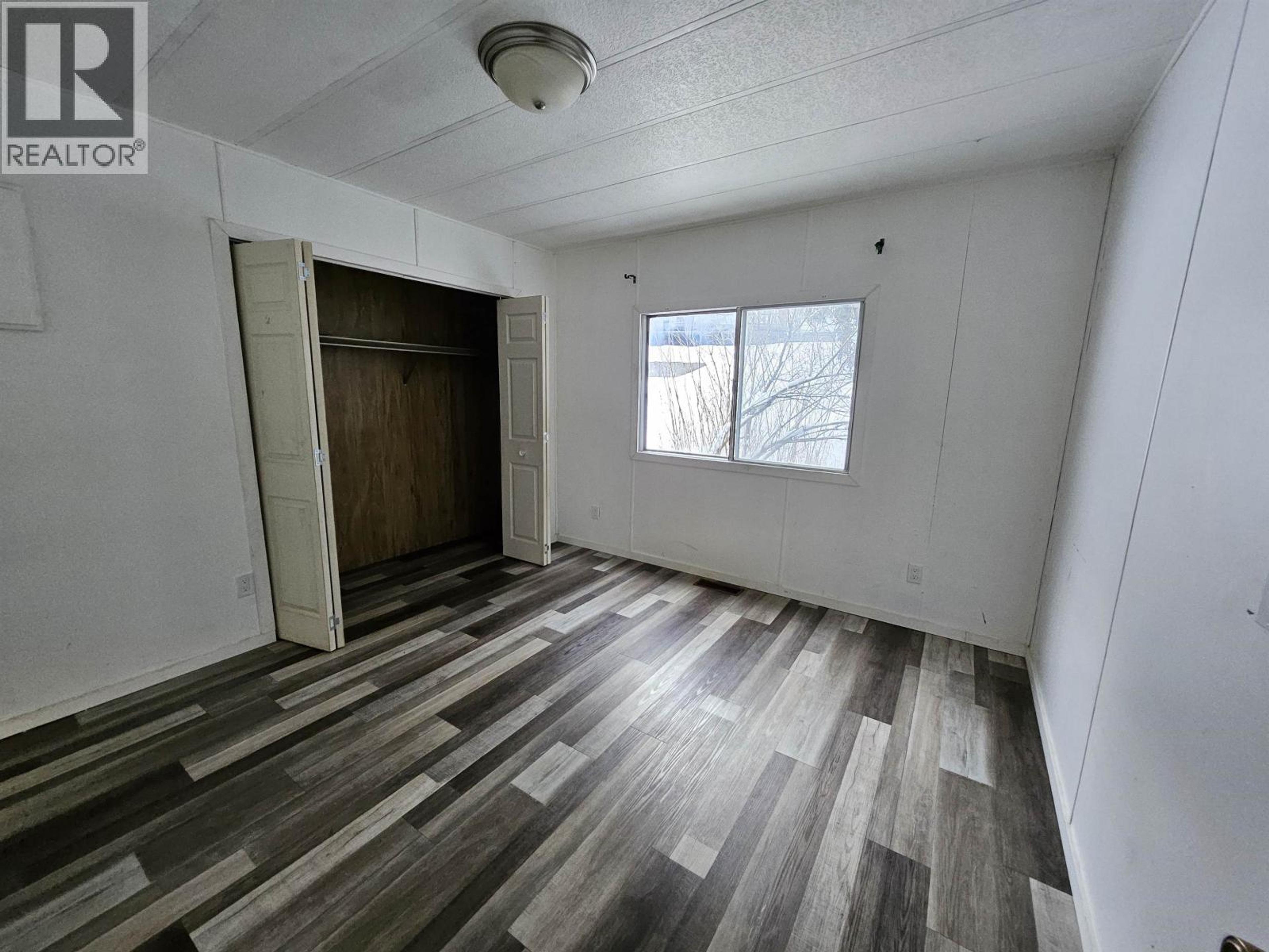 #44 654 NORTH FRASER DRIVE - 30