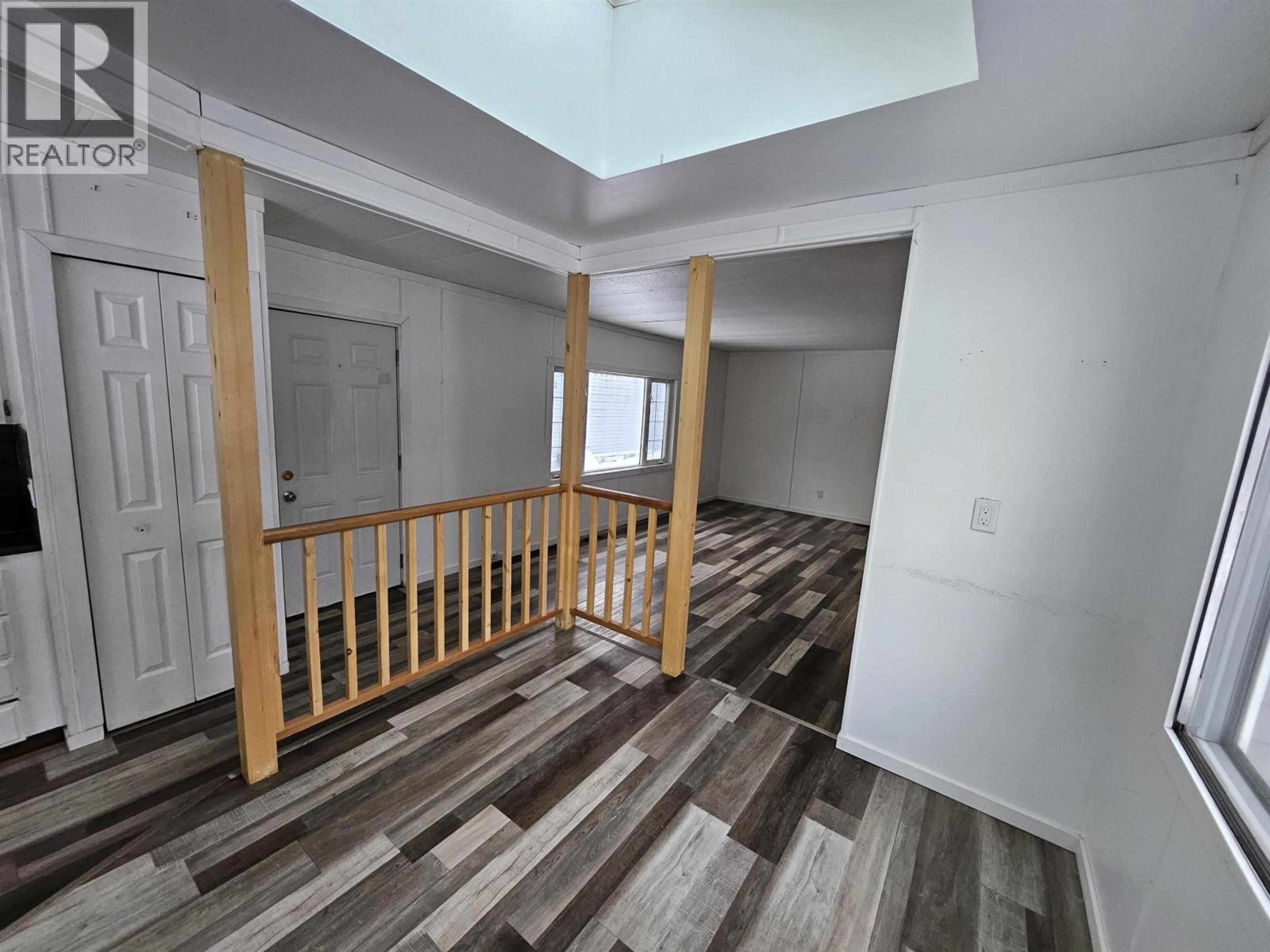 #44 654 NORTH FRASER DRIVE - 10