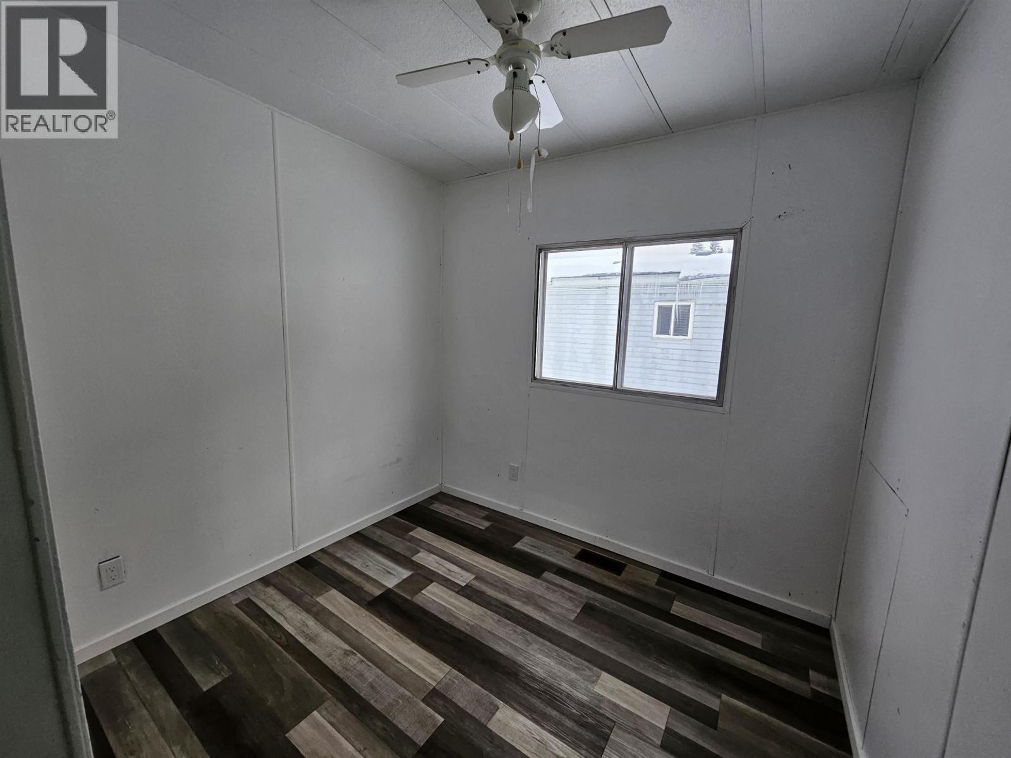 #44 654 NORTH FRASER DRIVE - 19