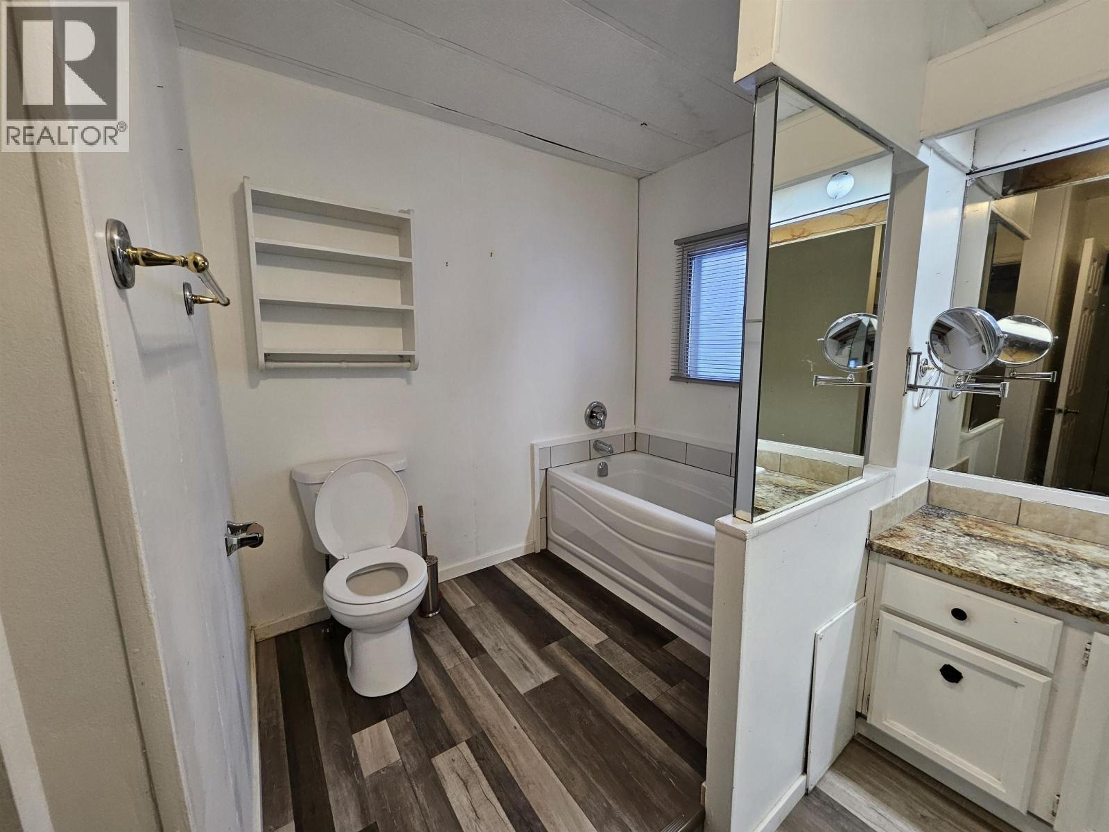 #44 654 NORTH FRASER DRIVE - 23