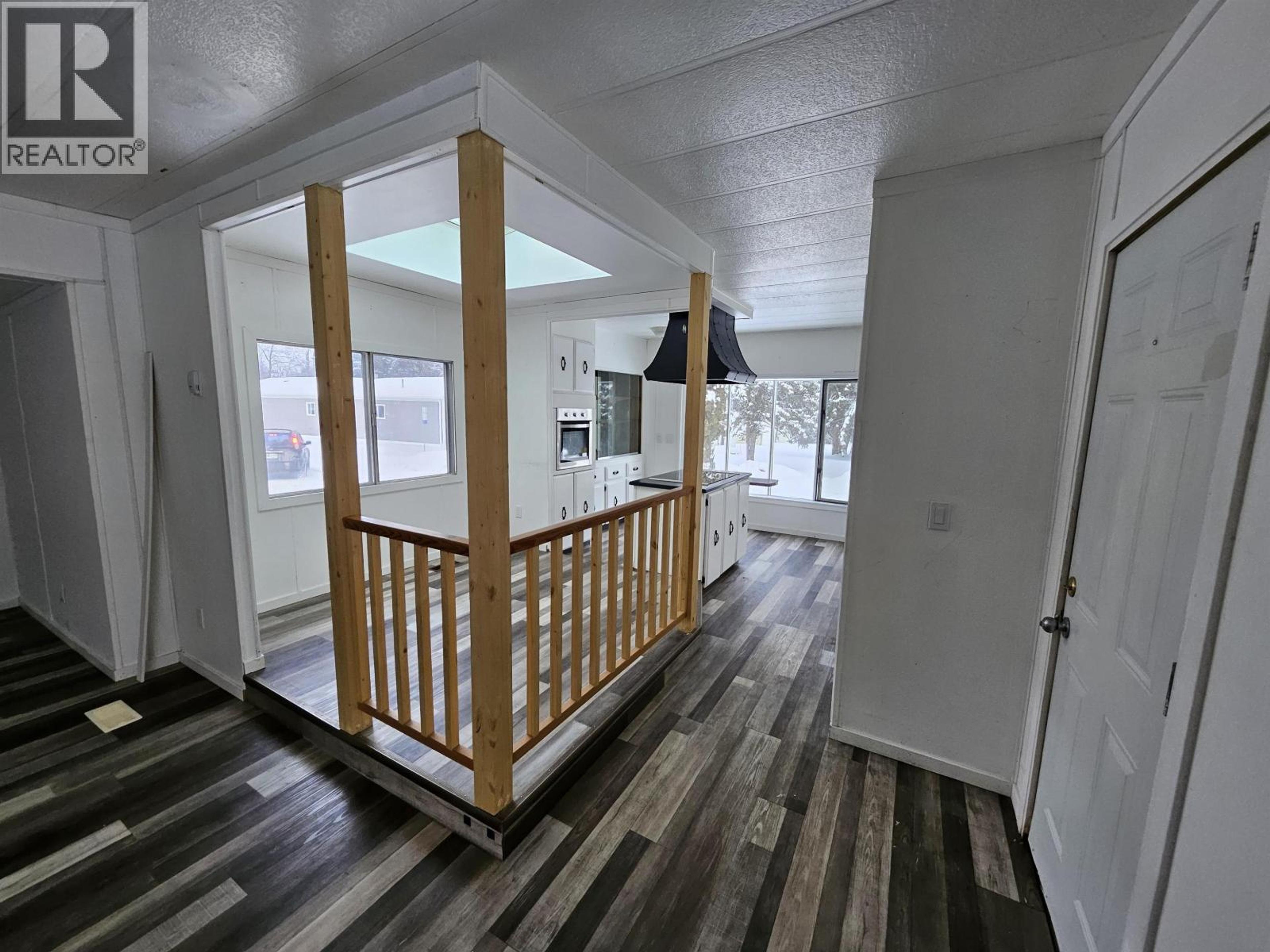 #44 654 NORTH FRASER DRIVE - Image 3
