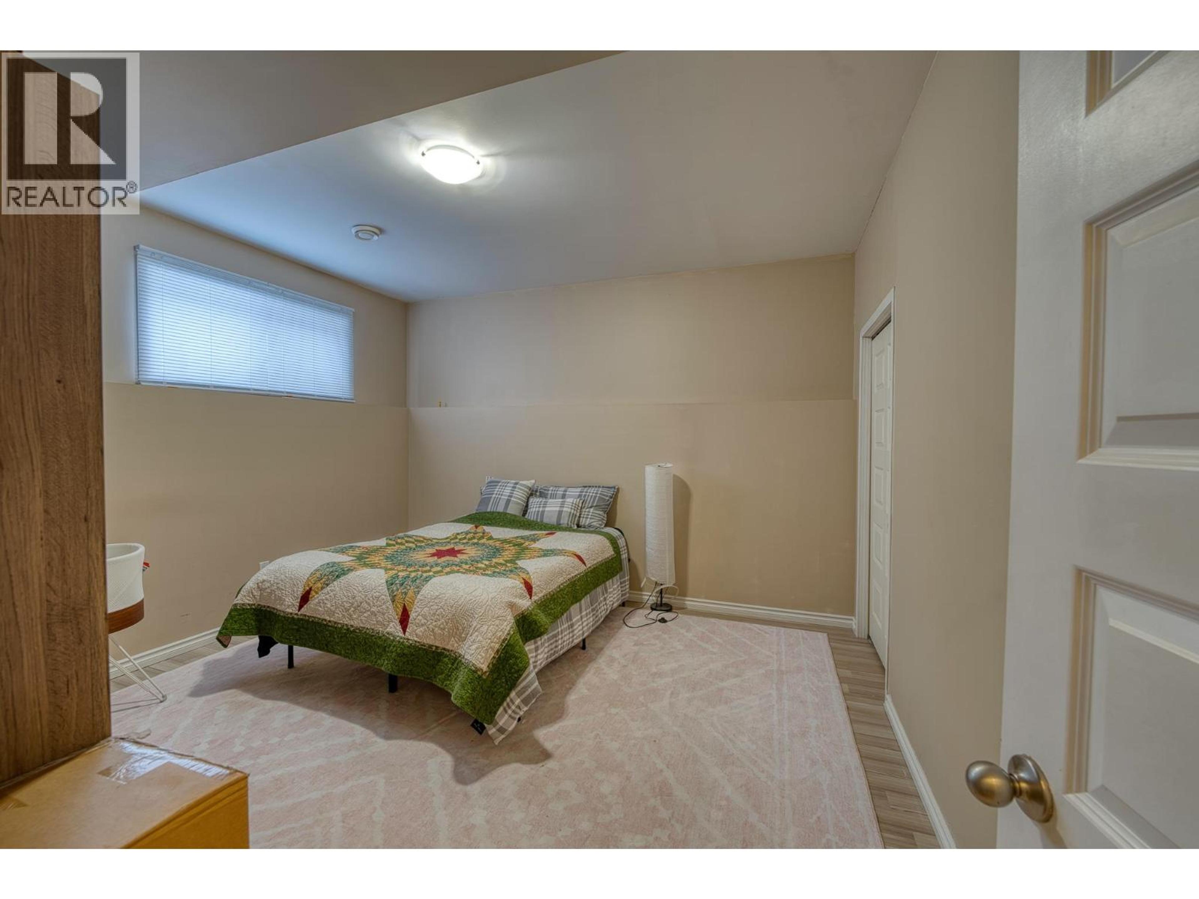 8707 113A AVENUE - 20