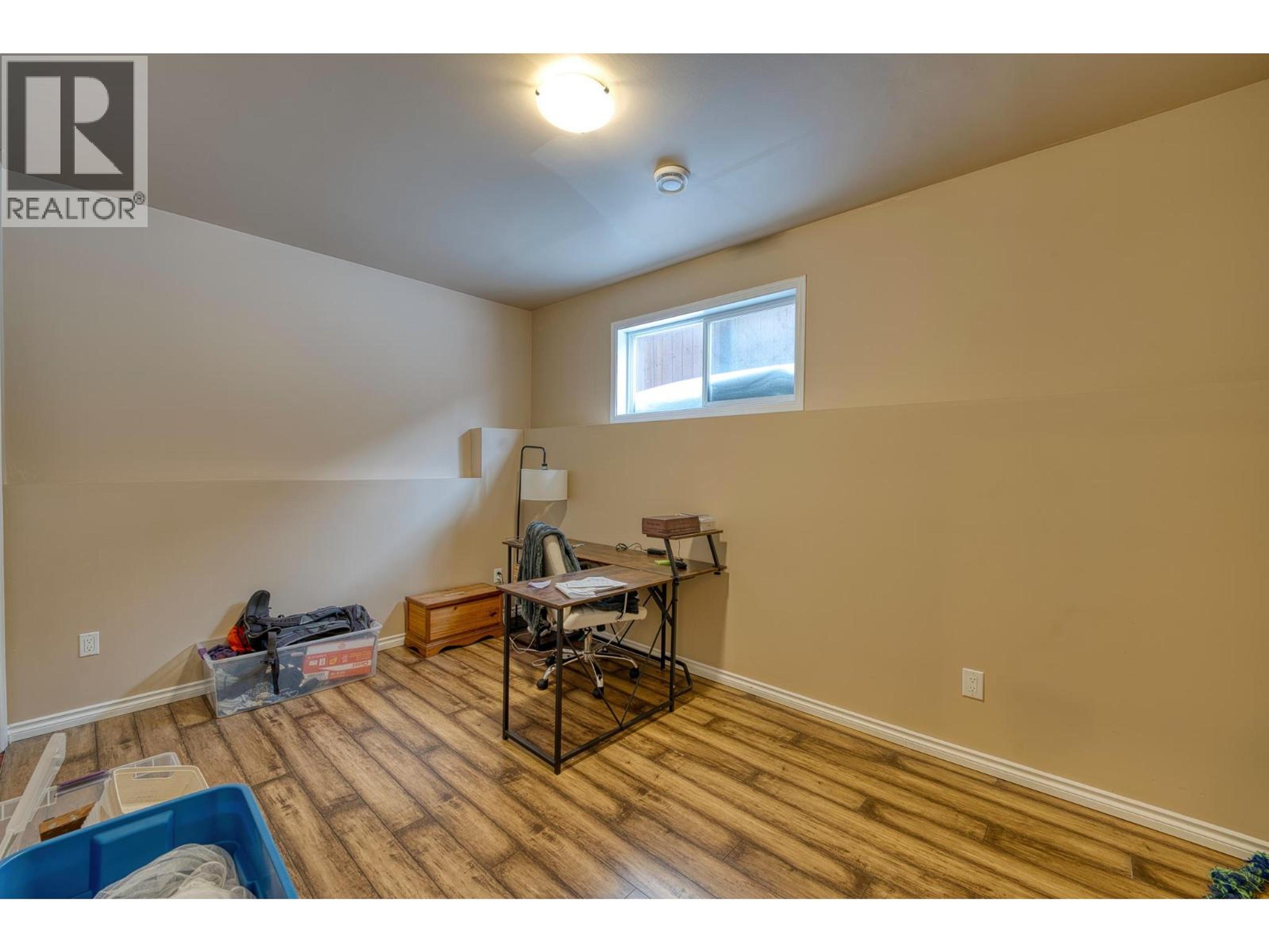 8707 113A AVENUE - 22