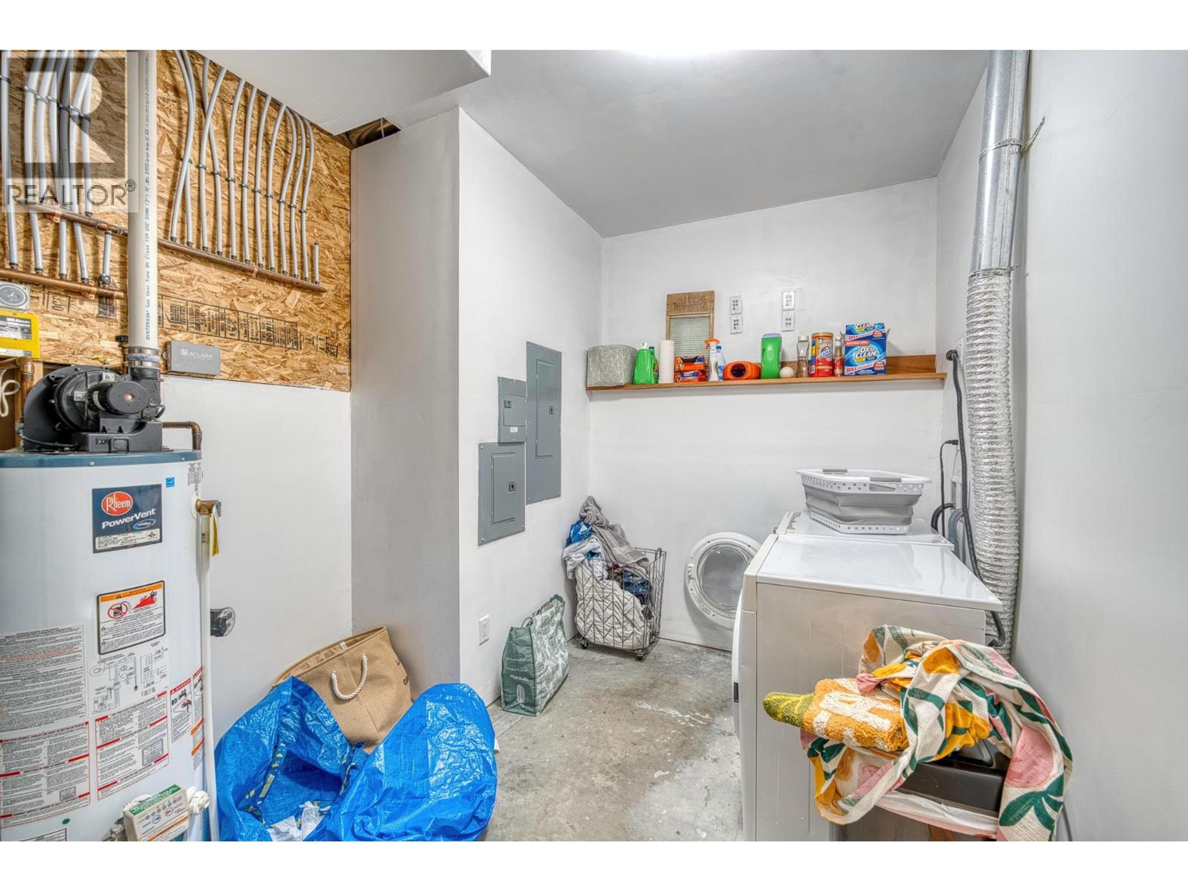 8707 113A AVENUE - 24