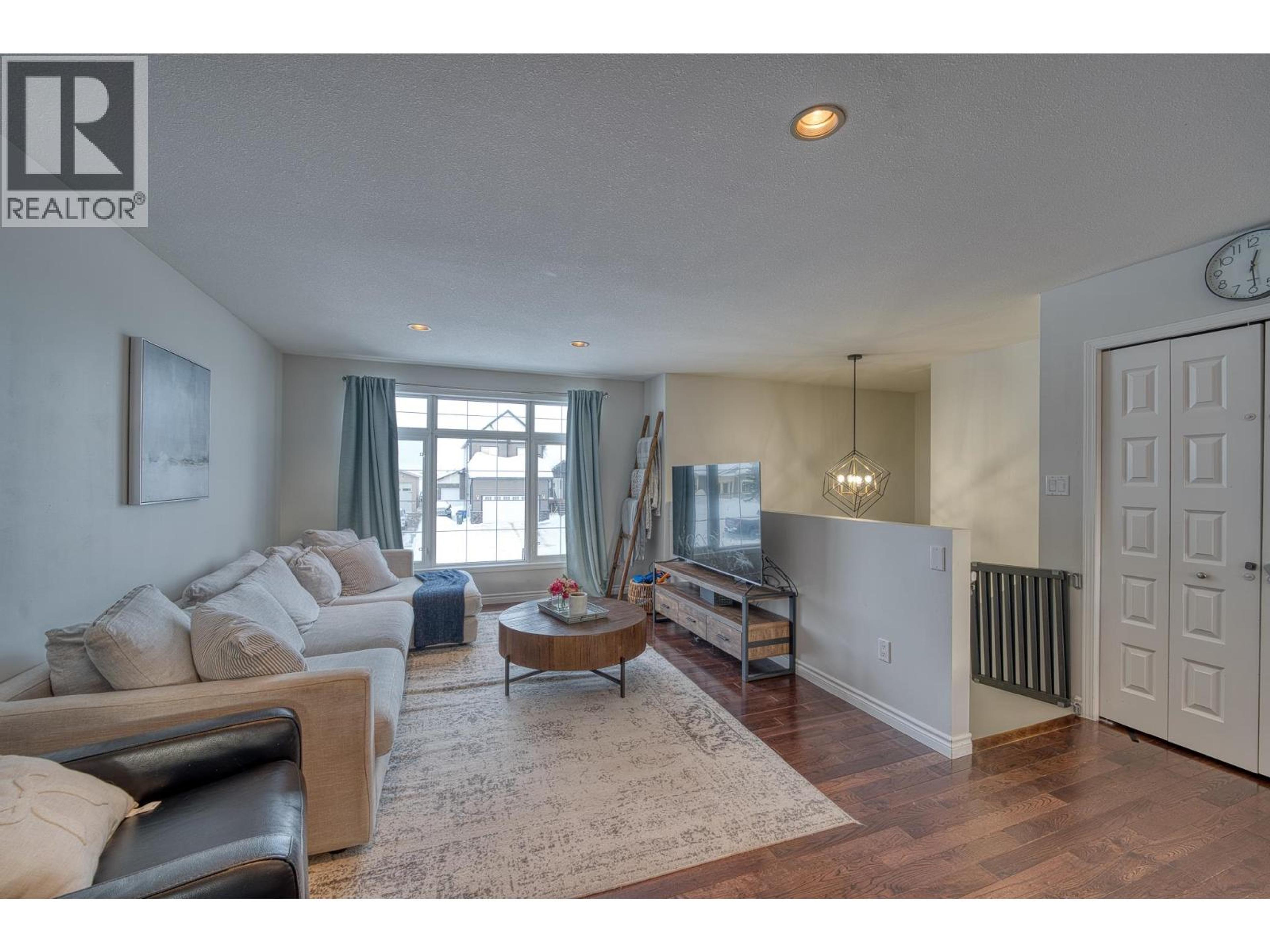 8707 113A AVENUE - 4