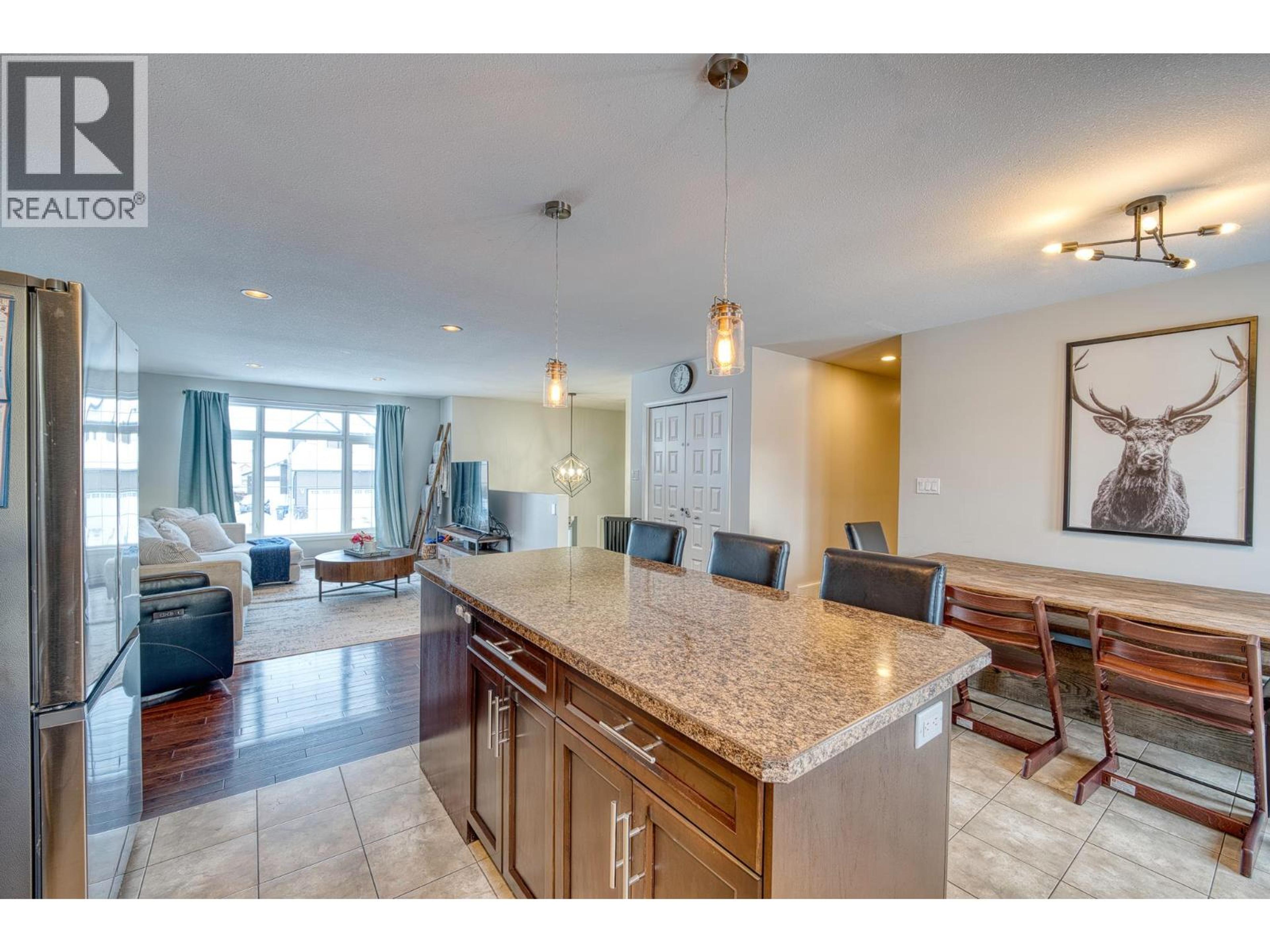 8707 113A AVENUE - 8