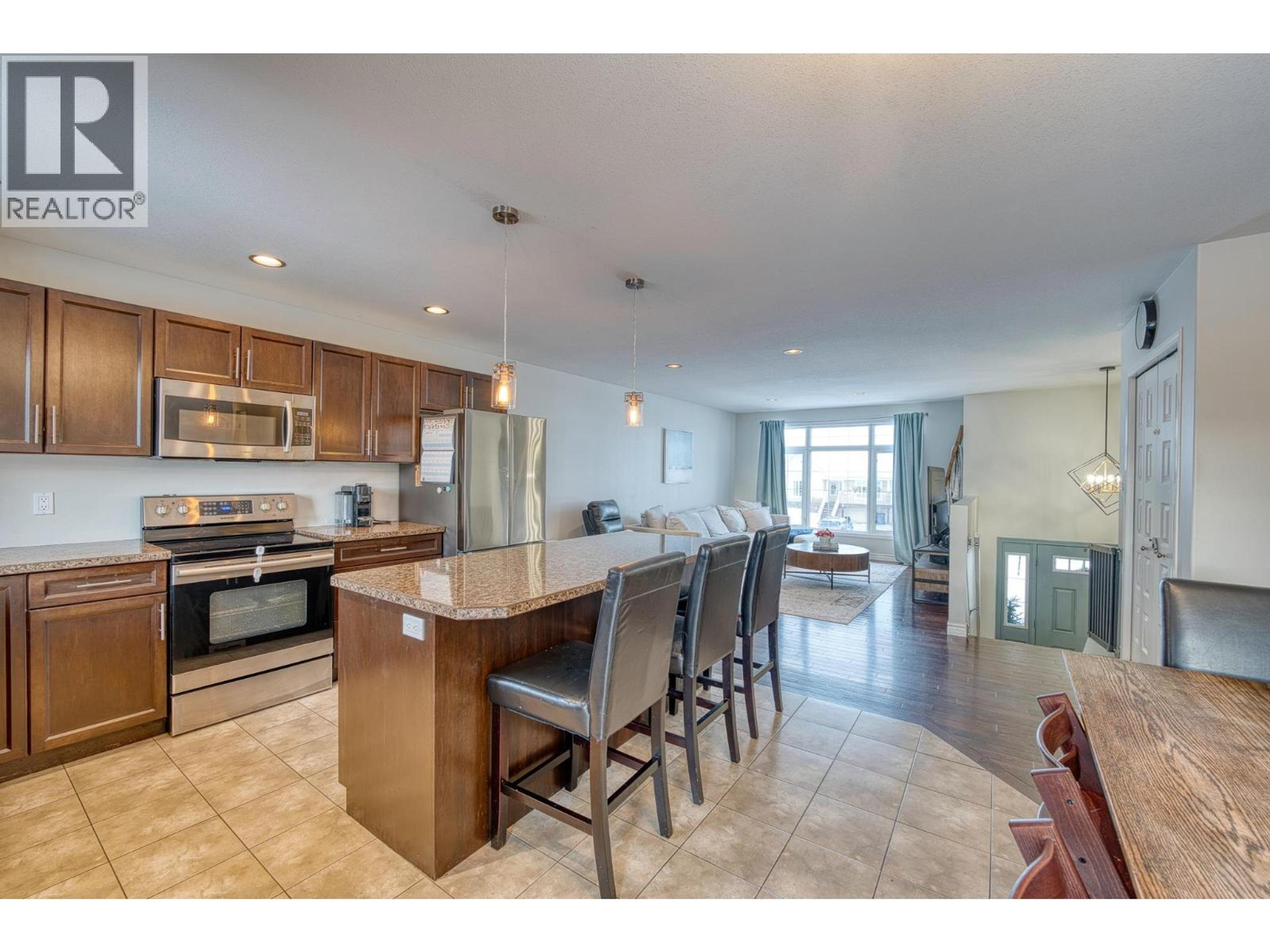 8707 113A AVENUE - 9