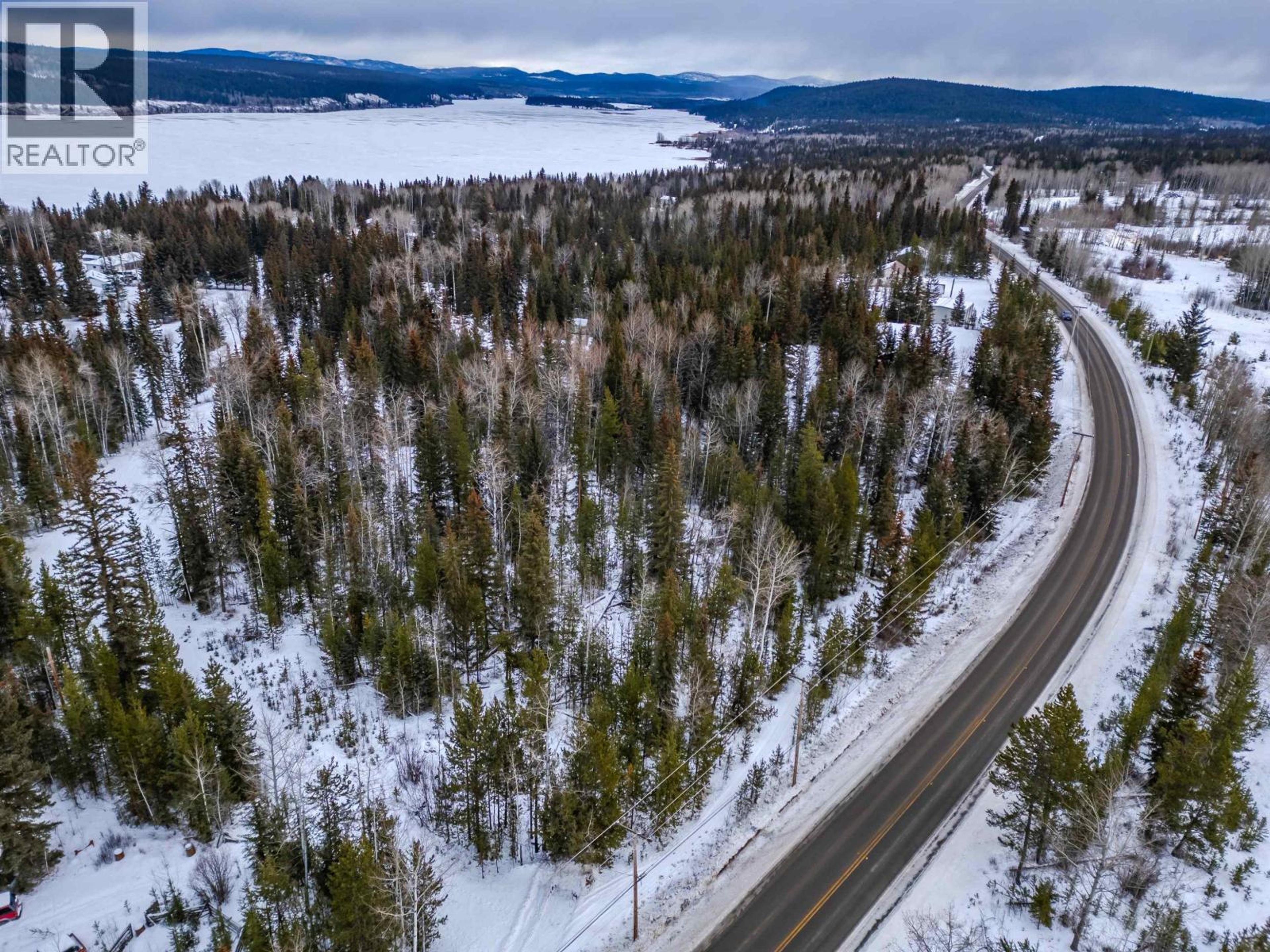 6317 HORSE LAKE ROAD - Image 6