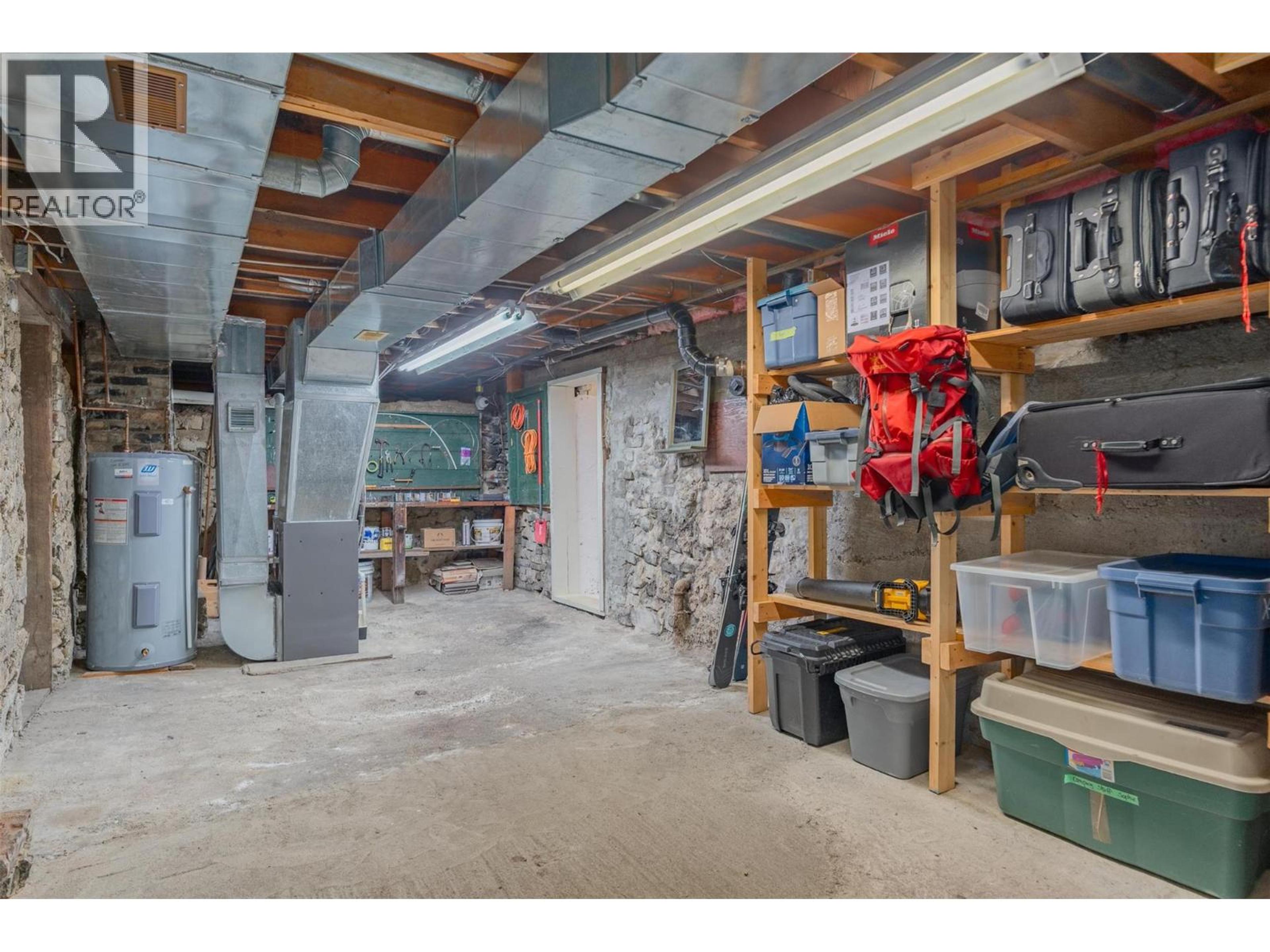 1938 SECOND AVENUE - 34