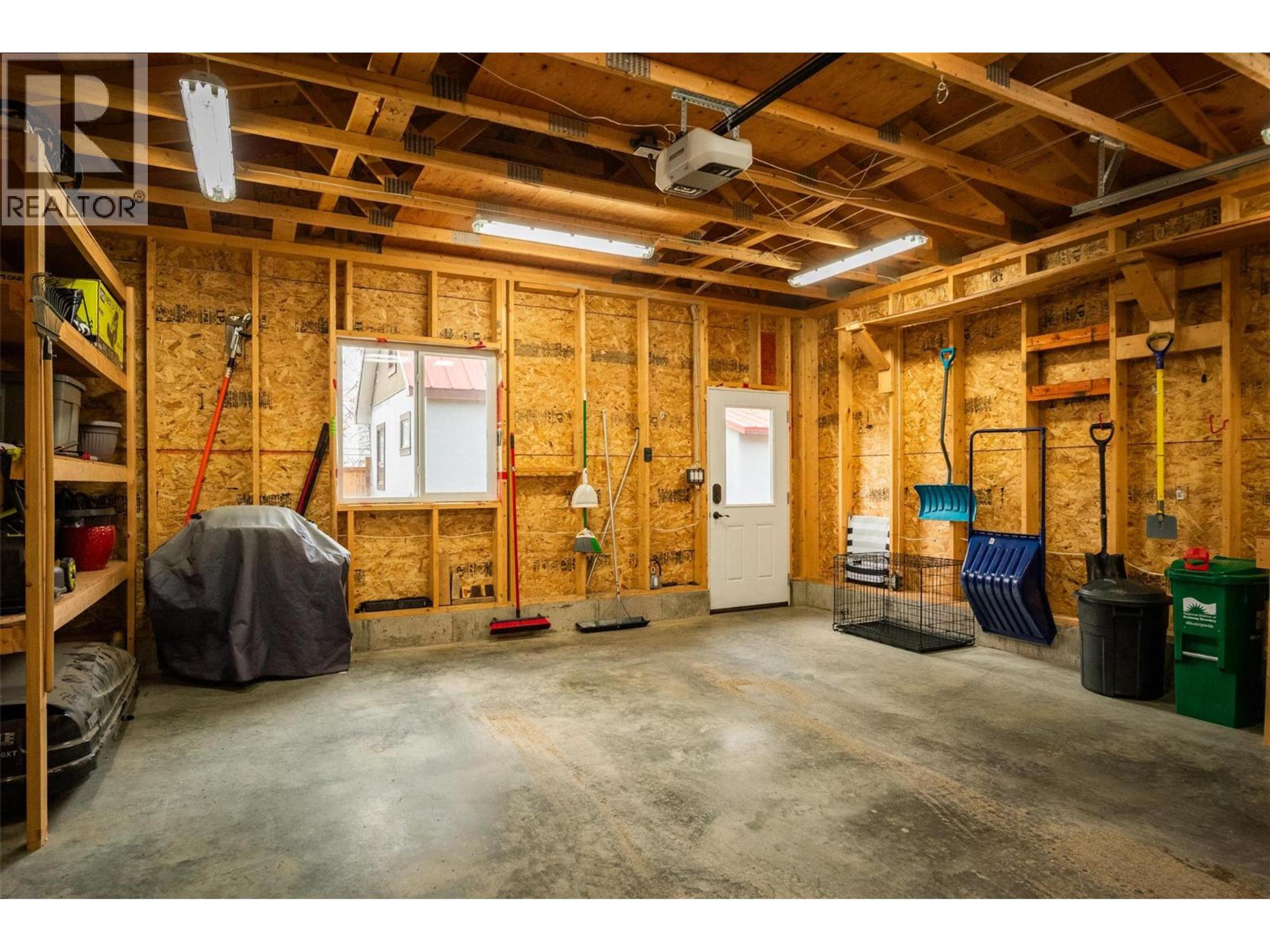 1938 SECOND AVENUE - 36