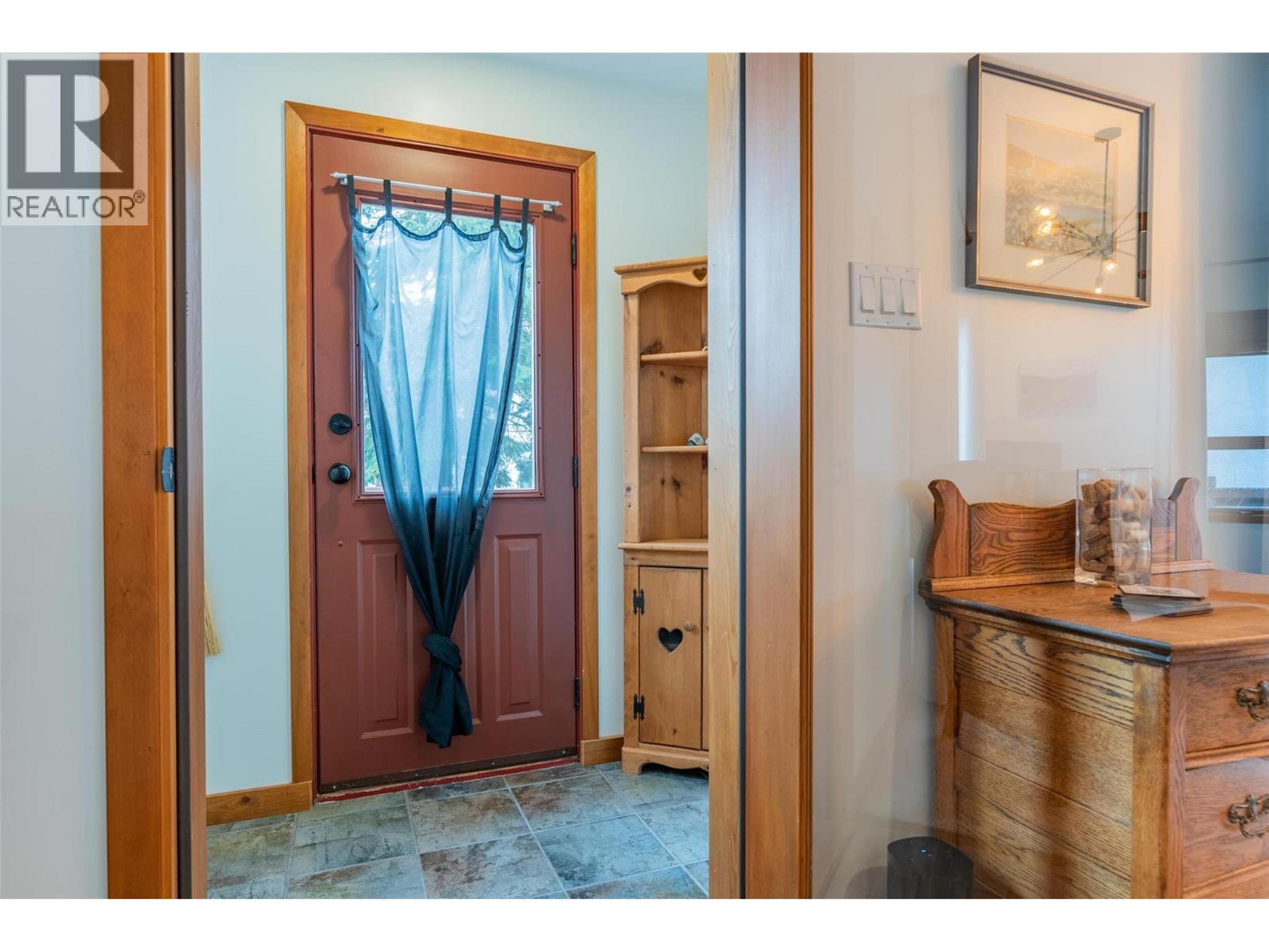 1938 SECOND AVENUE - 23