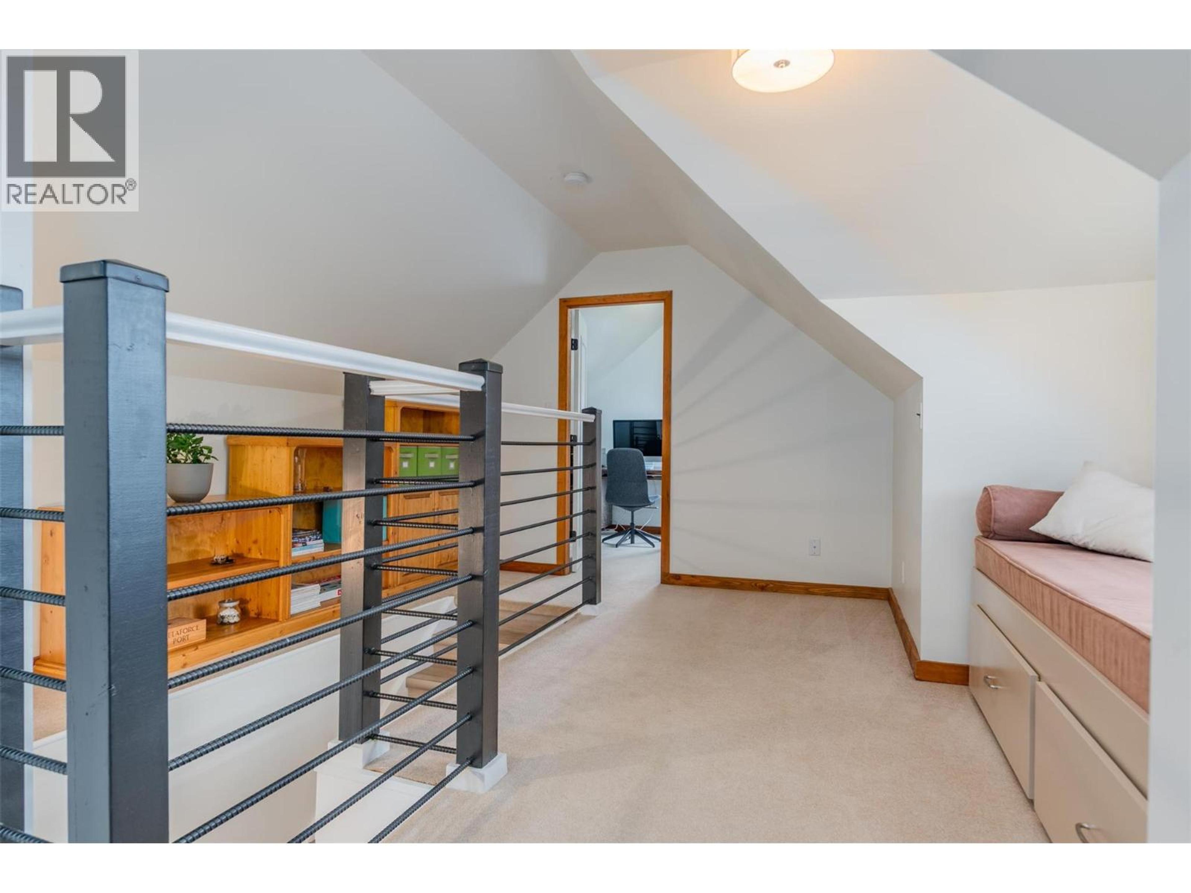 1938 SECOND AVENUE - 30