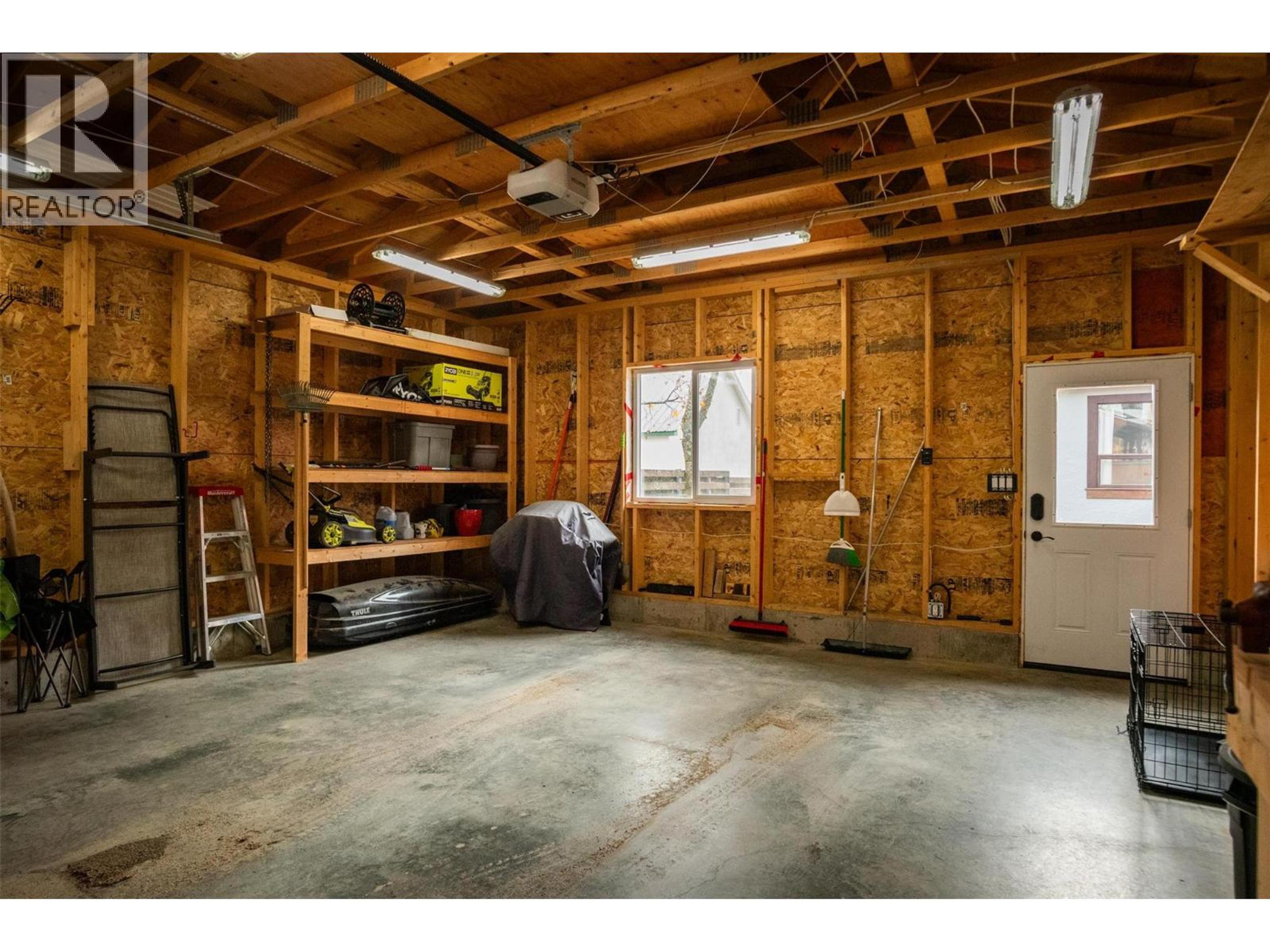 1938 SECOND AVENUE - 37