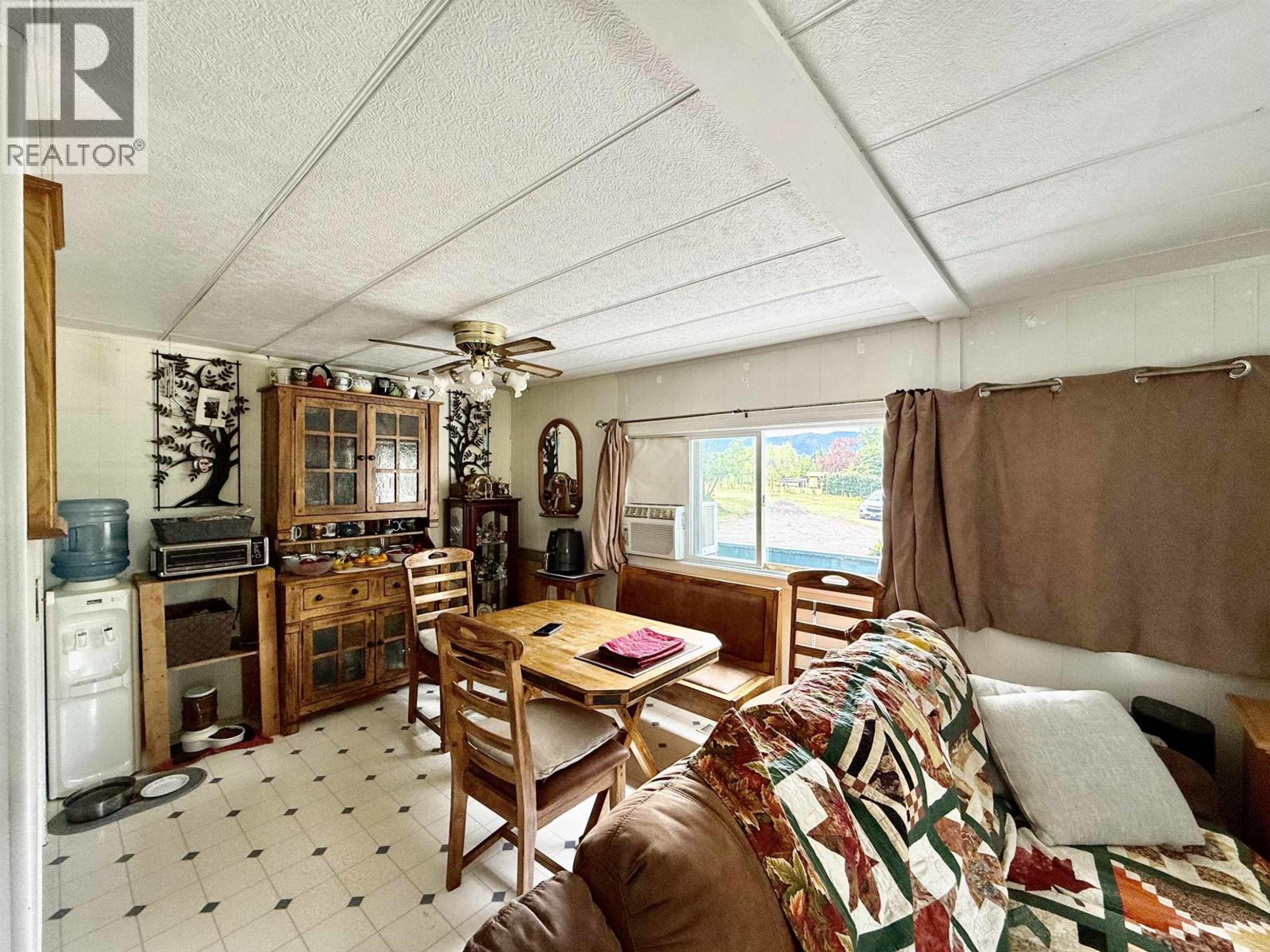 1790 BUCK FLATS ROAD - 16