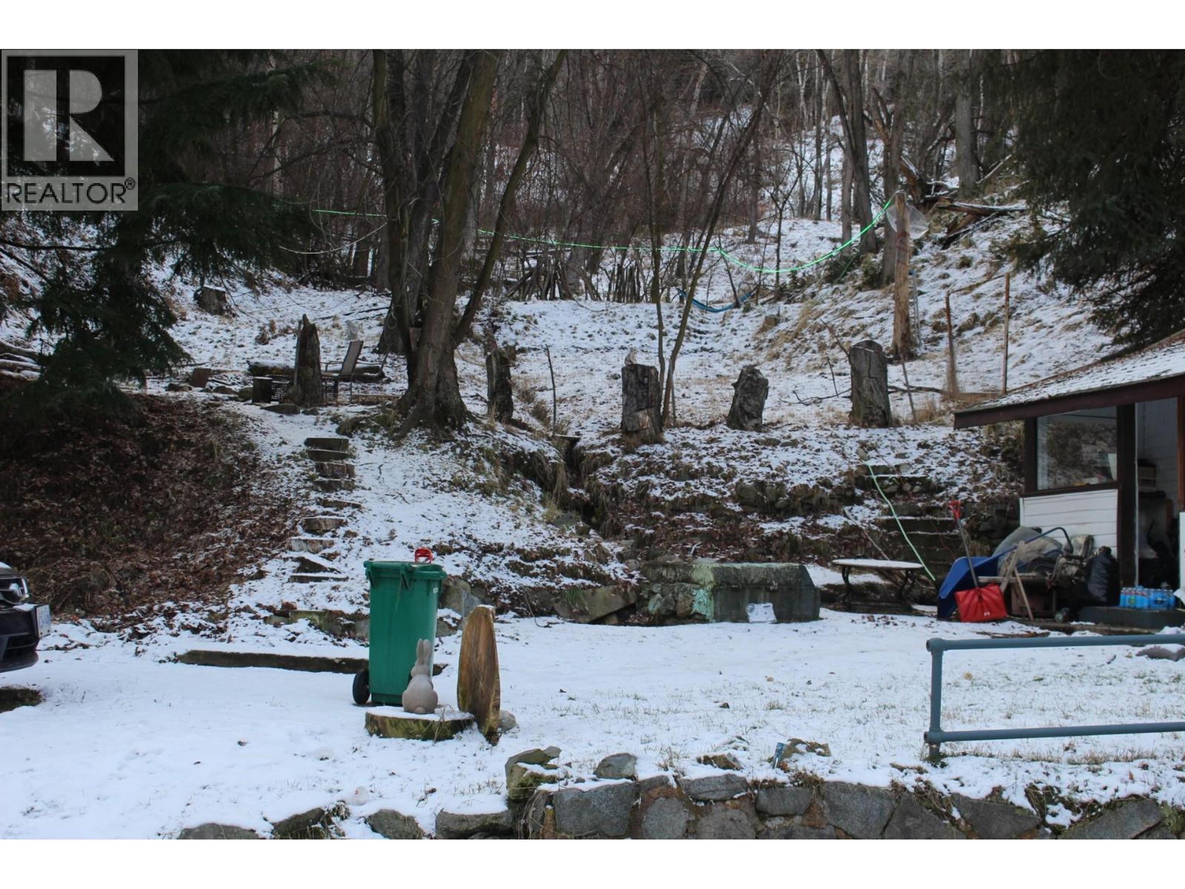 964 MOUNTAIN STREET - Image 5