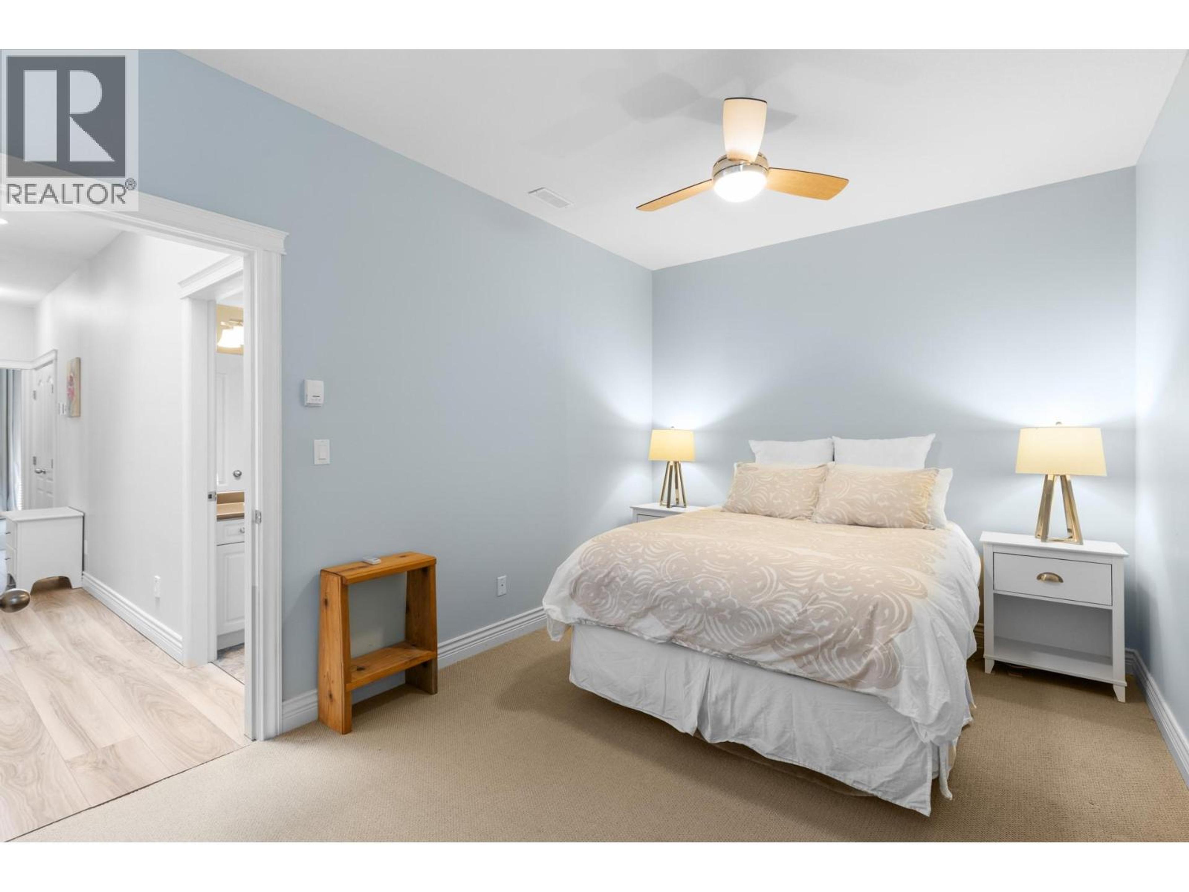 4032A LAKE AVENUE - 28