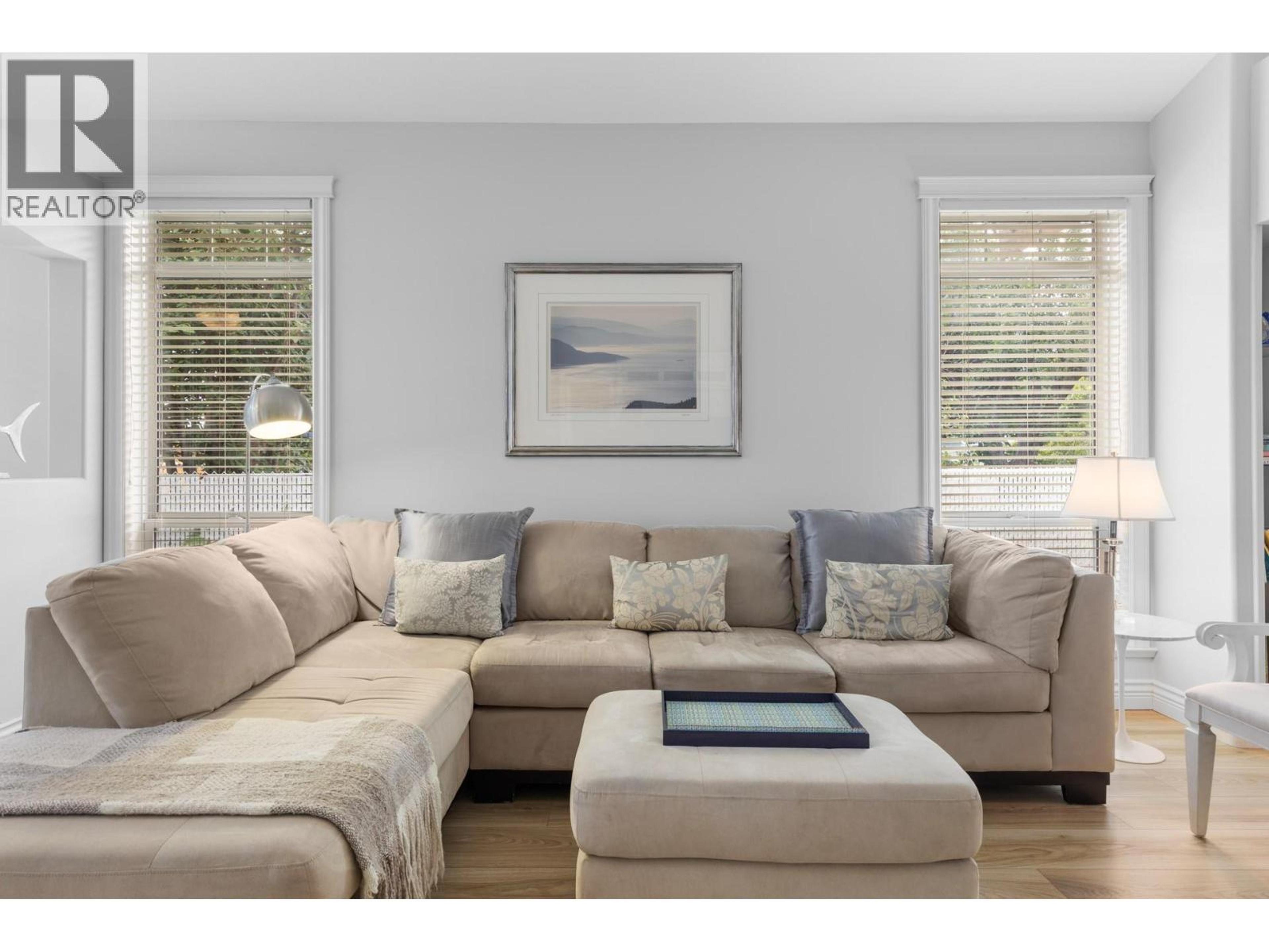 4032A LAKE AVENUE - 9