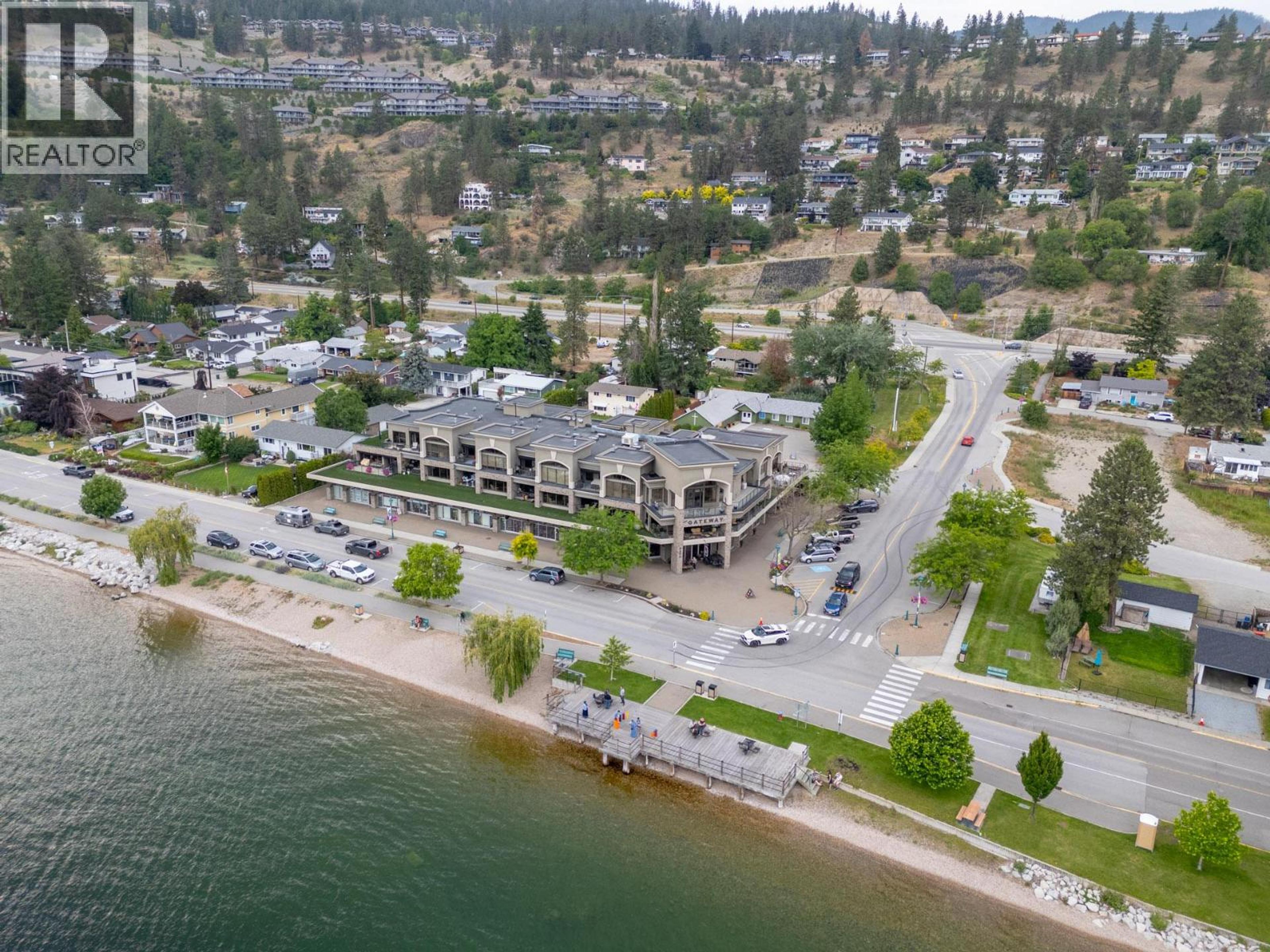 4032A LAKE AVENUE - 49