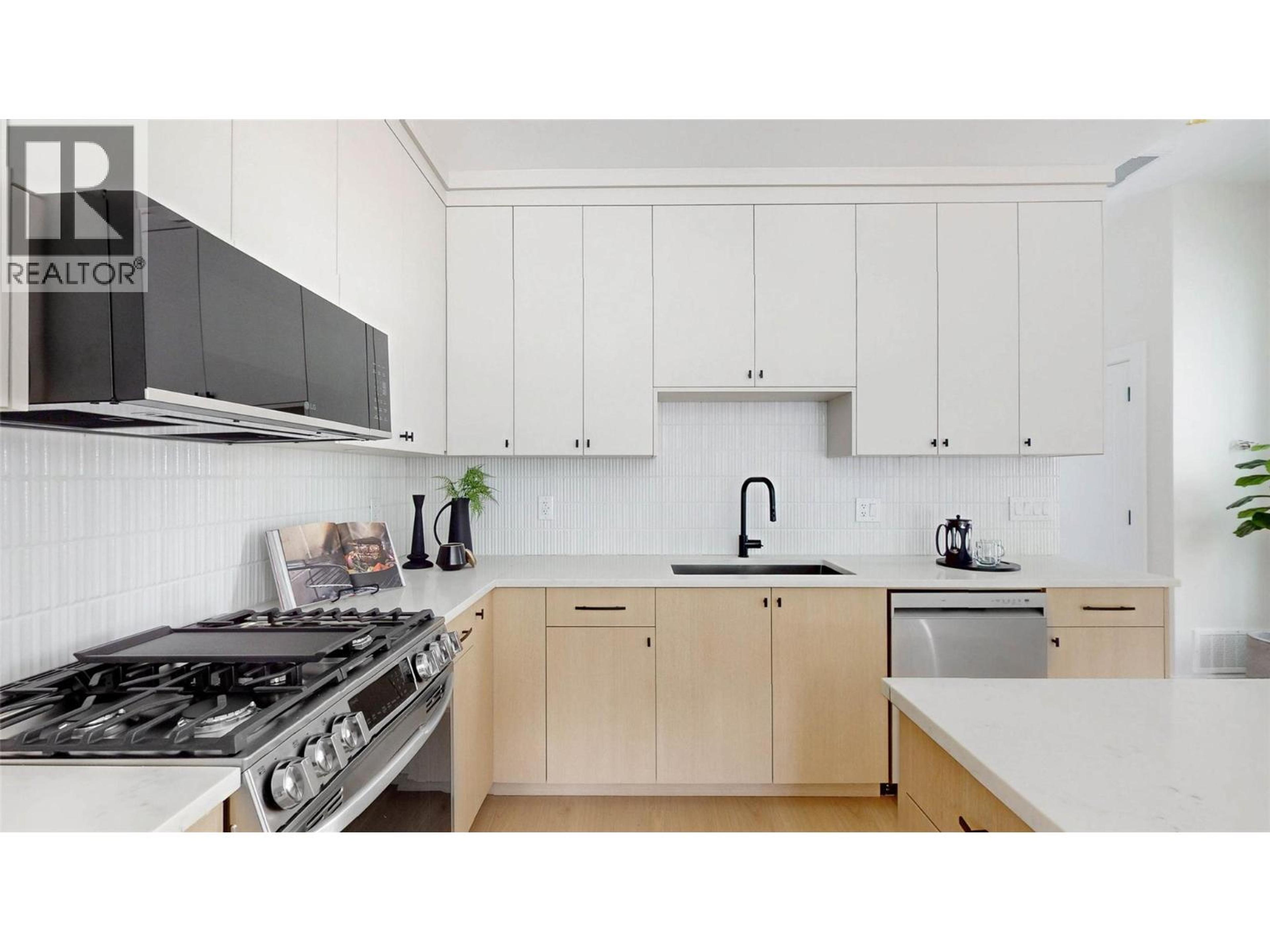 381 CHARDONNAY AVENUE - 10