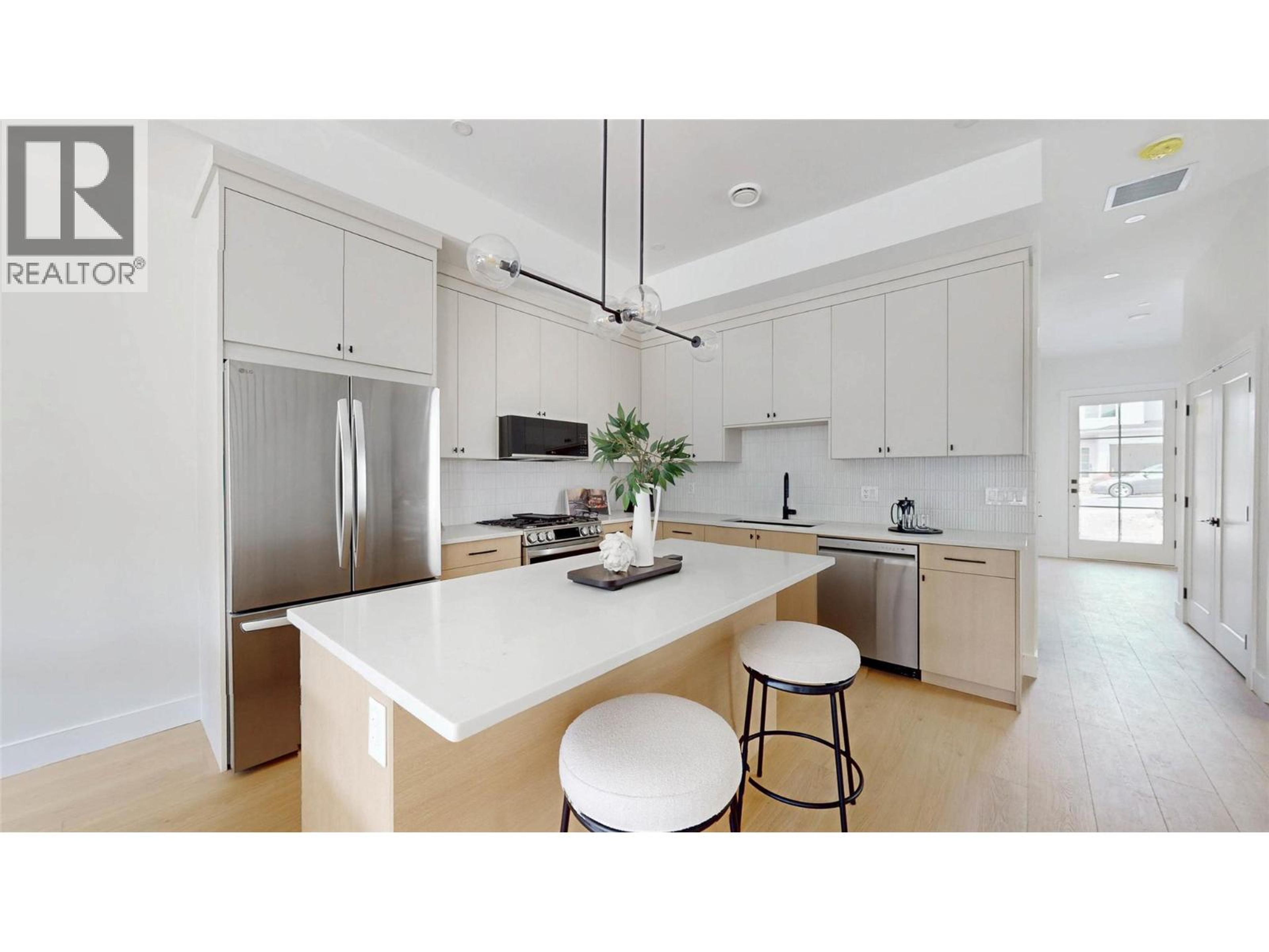 381 CHARDONNAY AVENUE - 7