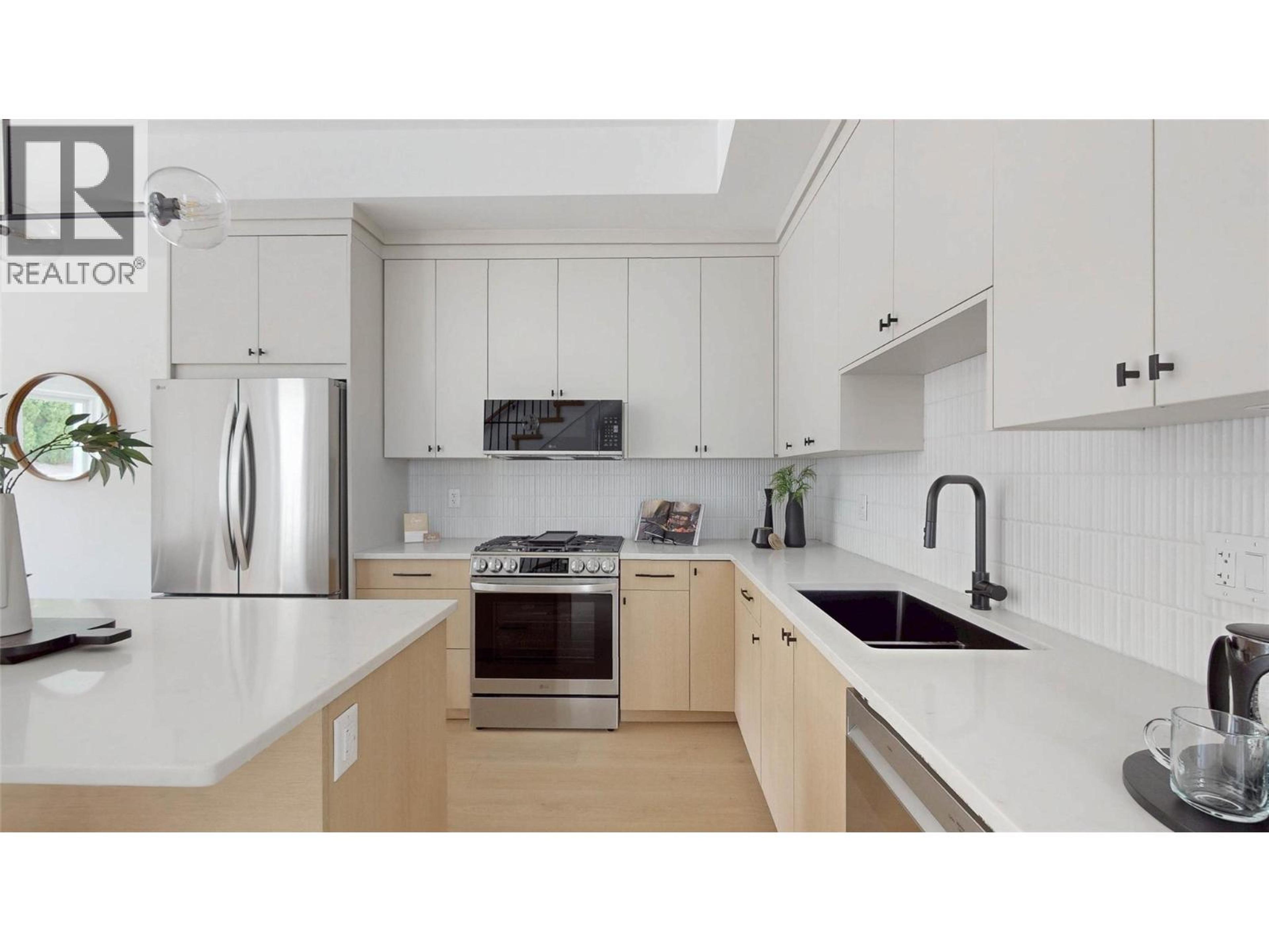 381 CHARDONNAY AVENUE - 9