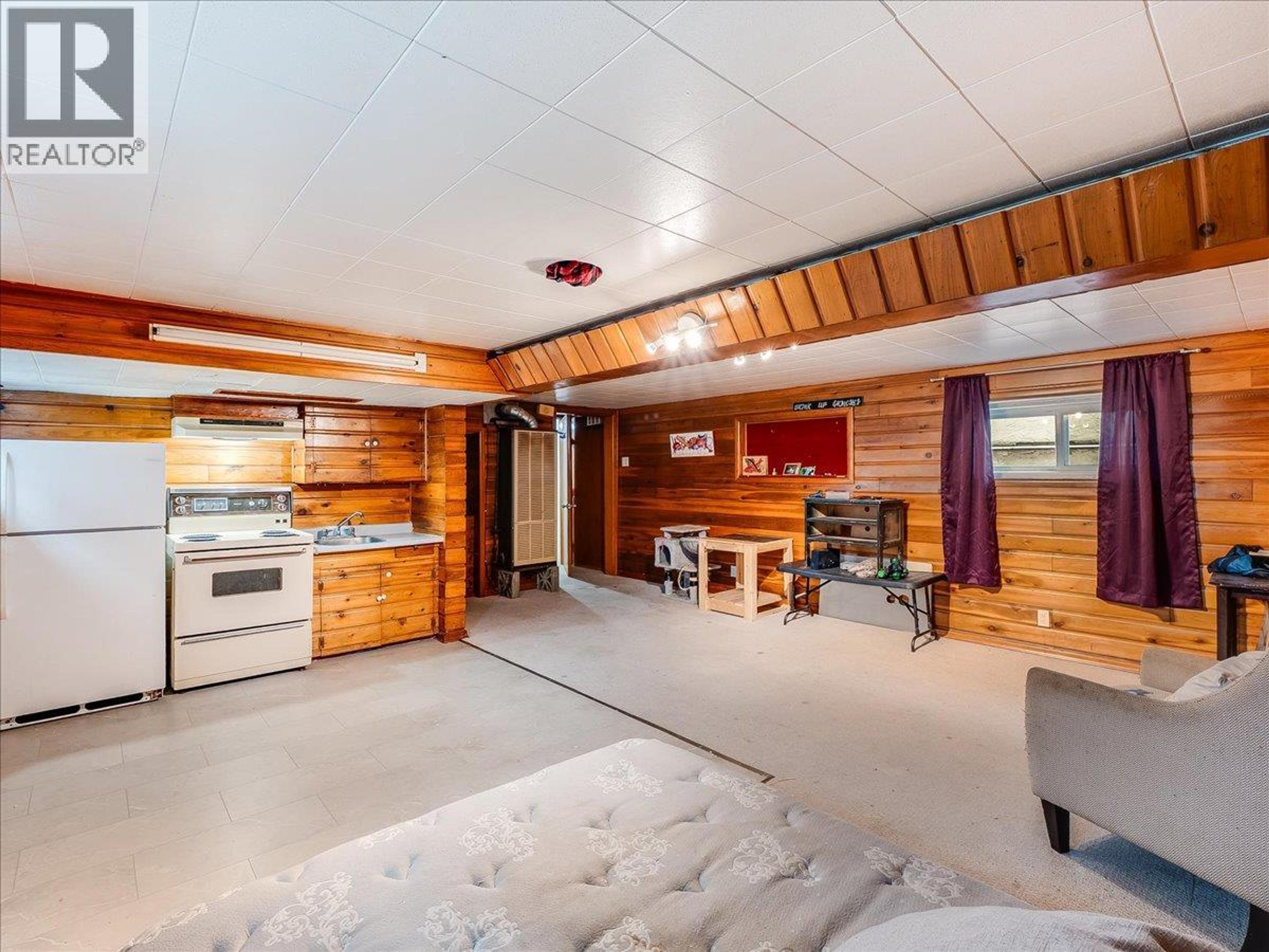 1773 THIRD AVENUE - 21