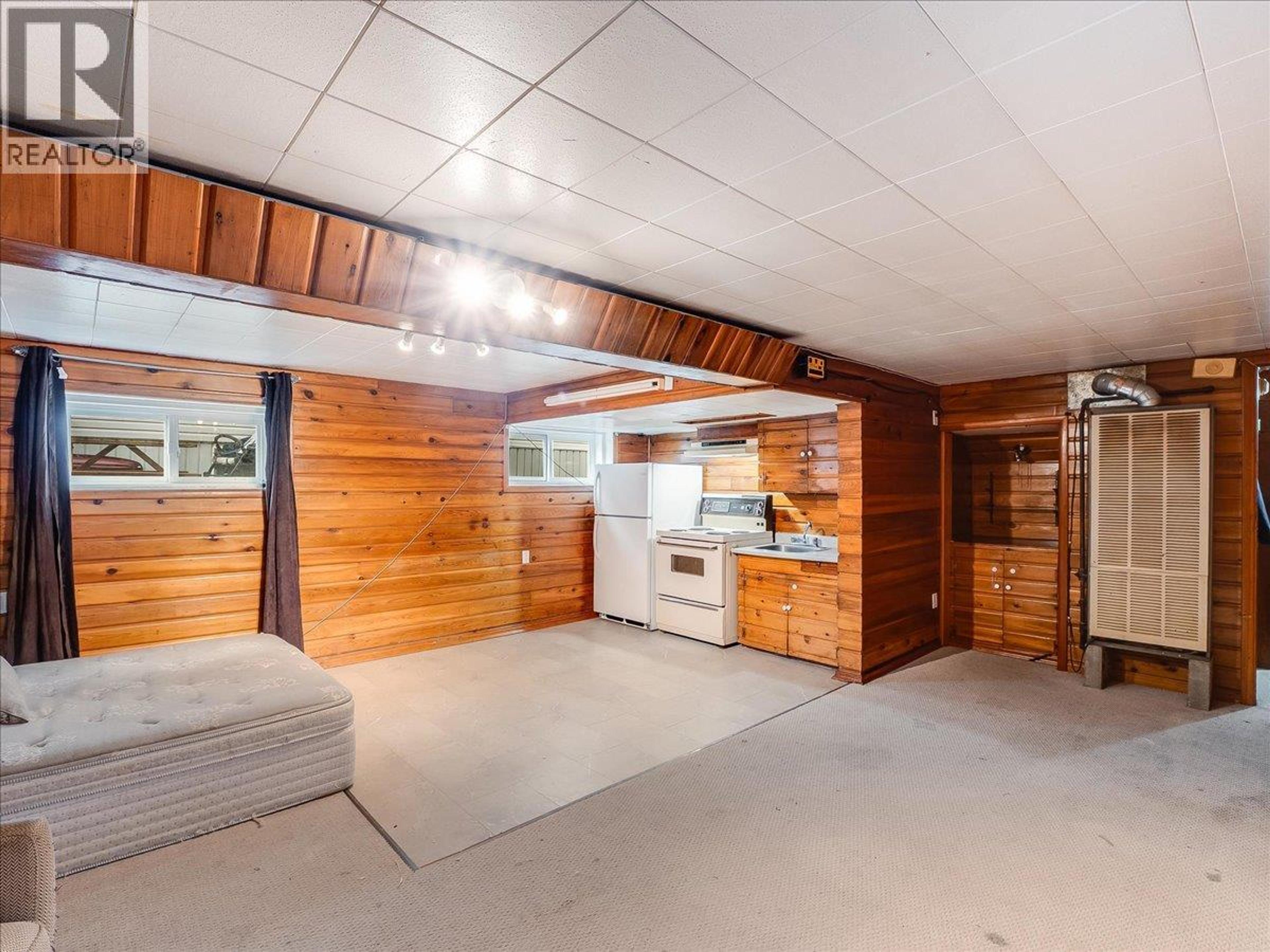 1773 THIRD AVENUE - 23