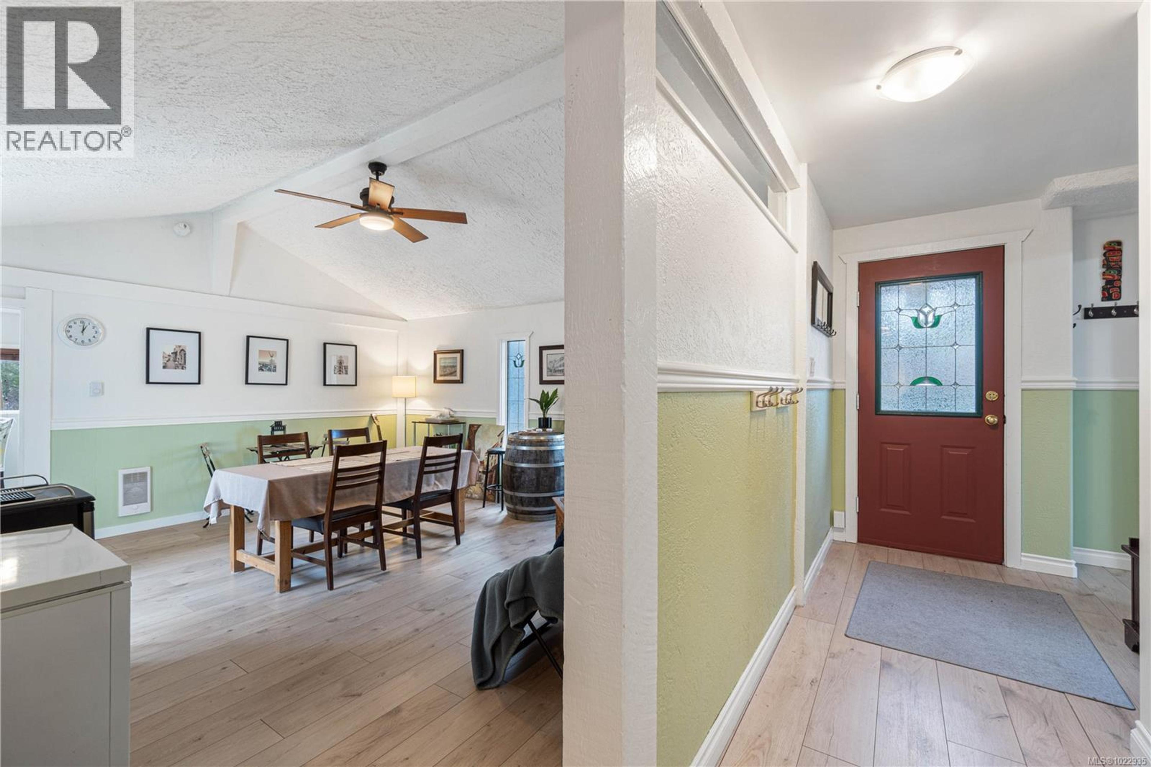 3872 ISLAND HWY W - 10